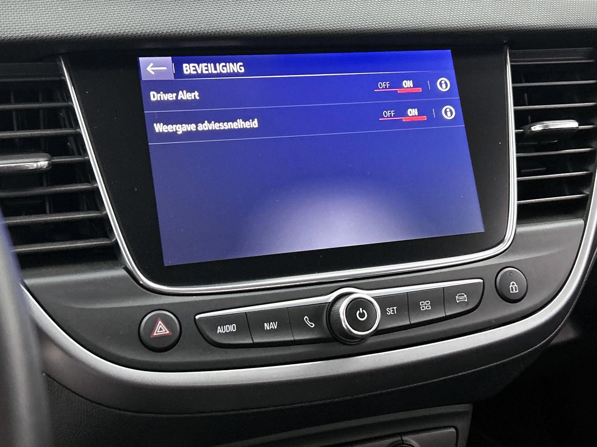 Opel Crossland X 1.2 Turbo Online Edition