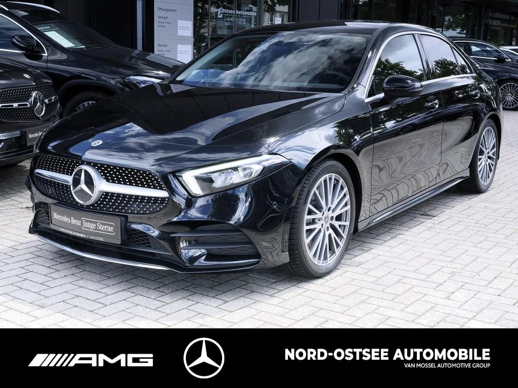 Mercedes-Benz A-Klasse 250 LIMO AMG 4M NAVI TEMPOMAT LED SITZH AMG Line