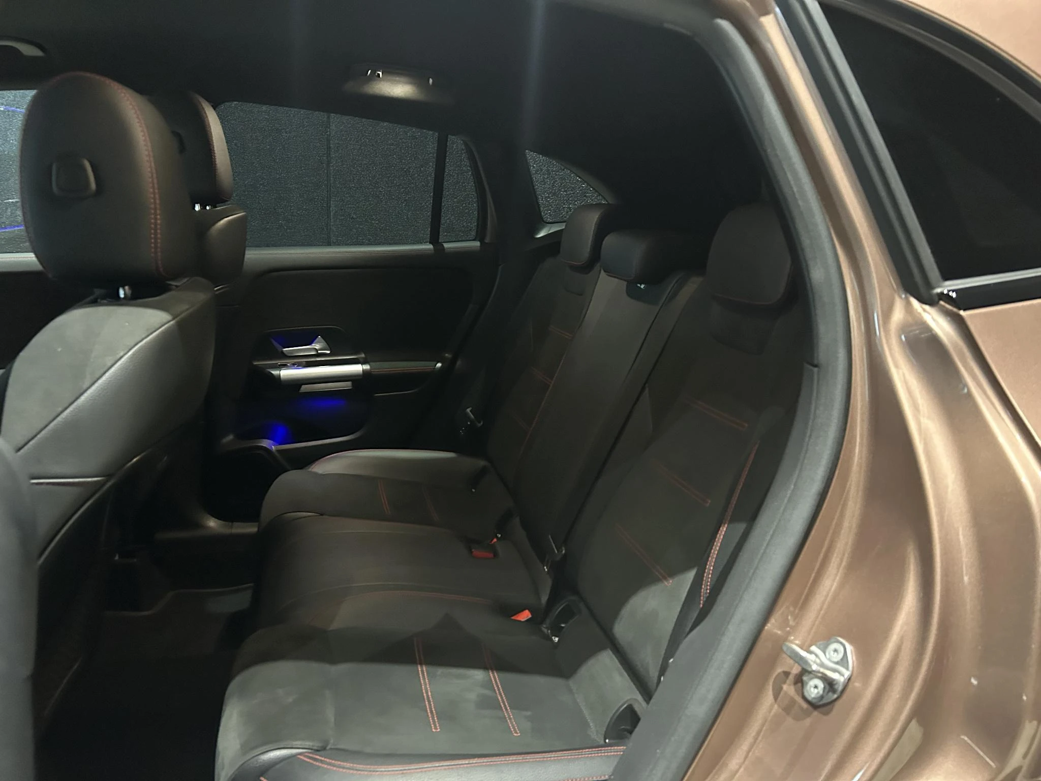 Mercedes-Benz-GLA-image-6