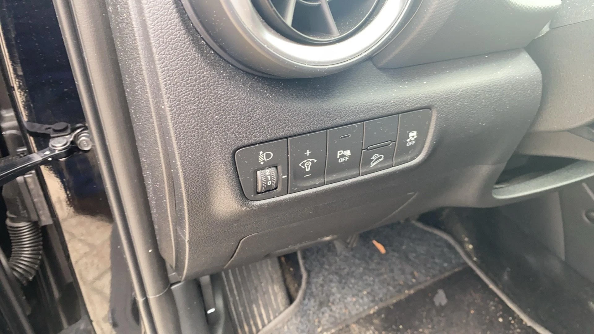 Hyundai-Kona-image-18
