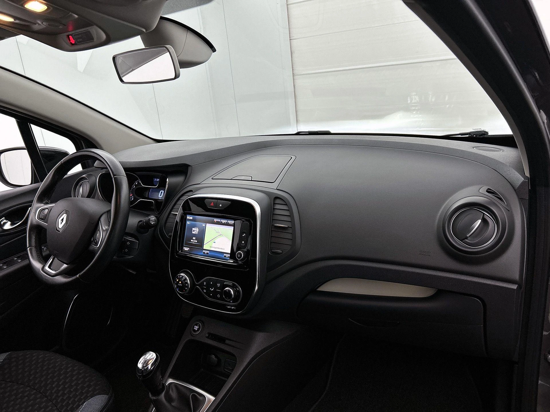 Renault-Captur-image-15