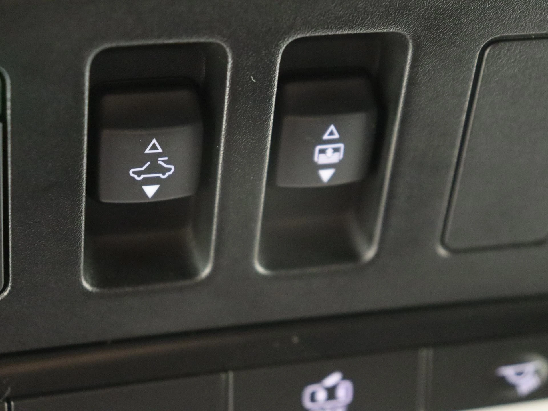 Nissan-X-Trail-image-22