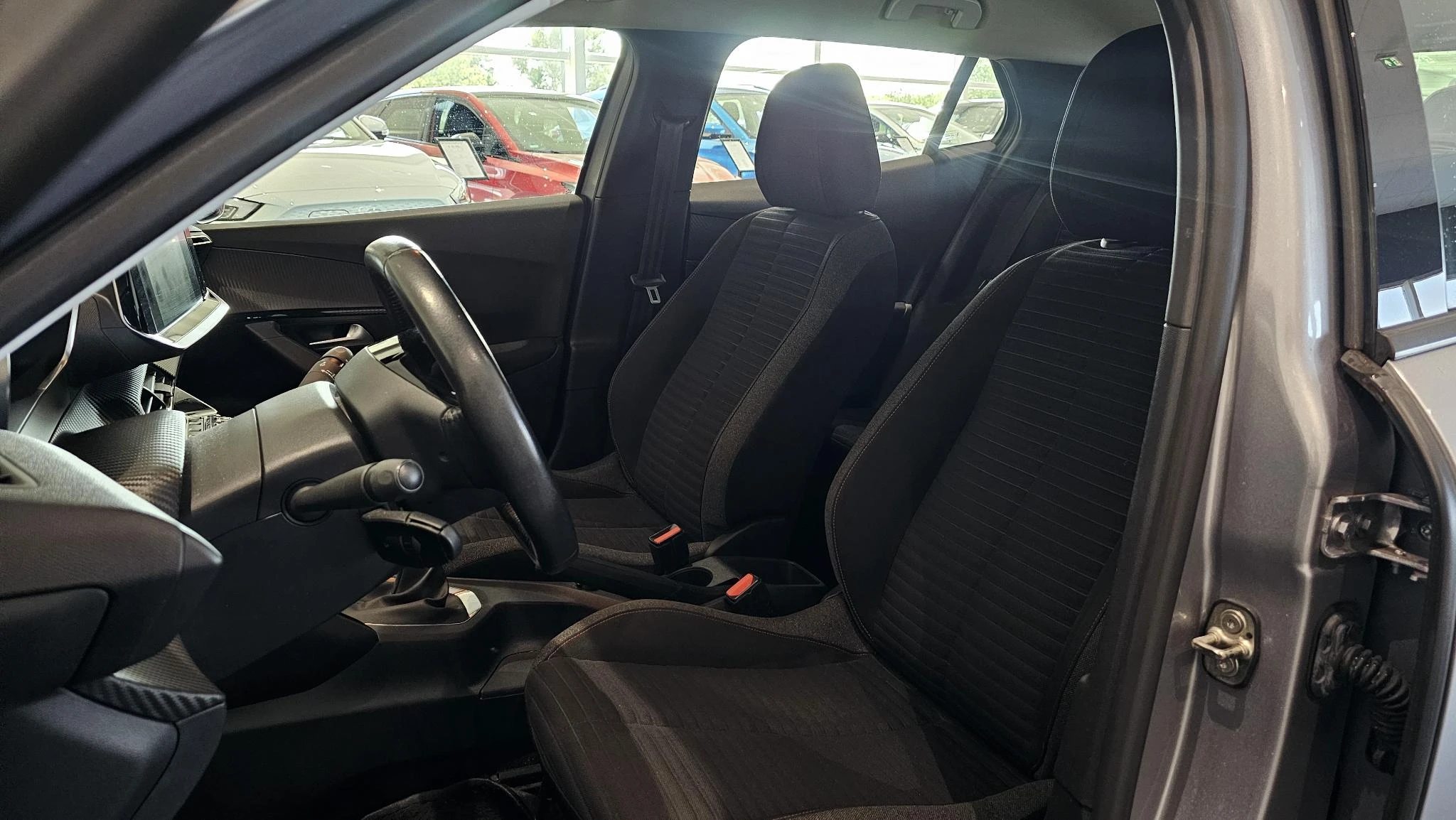 Peugeot-2008-image-11