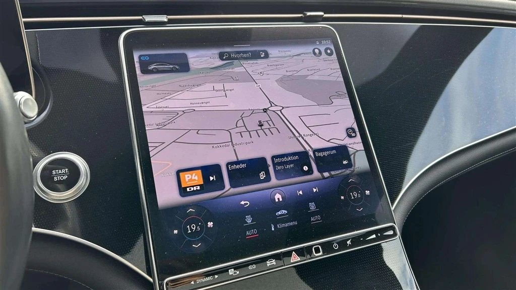 Mercedes-Benz-EQS-image-15