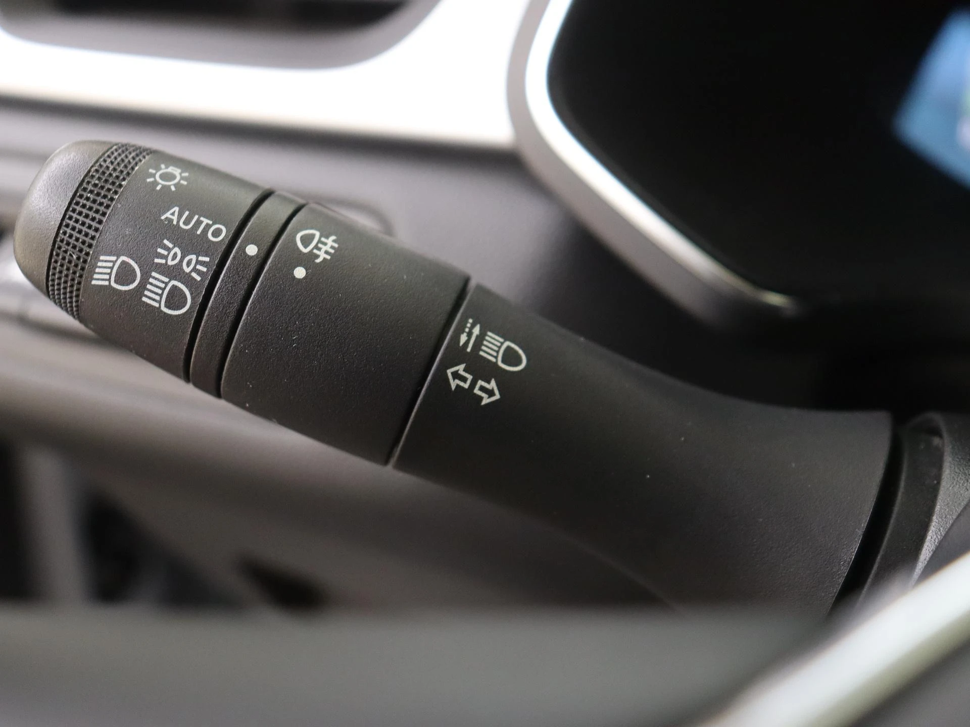 Renault-Captur-image-22