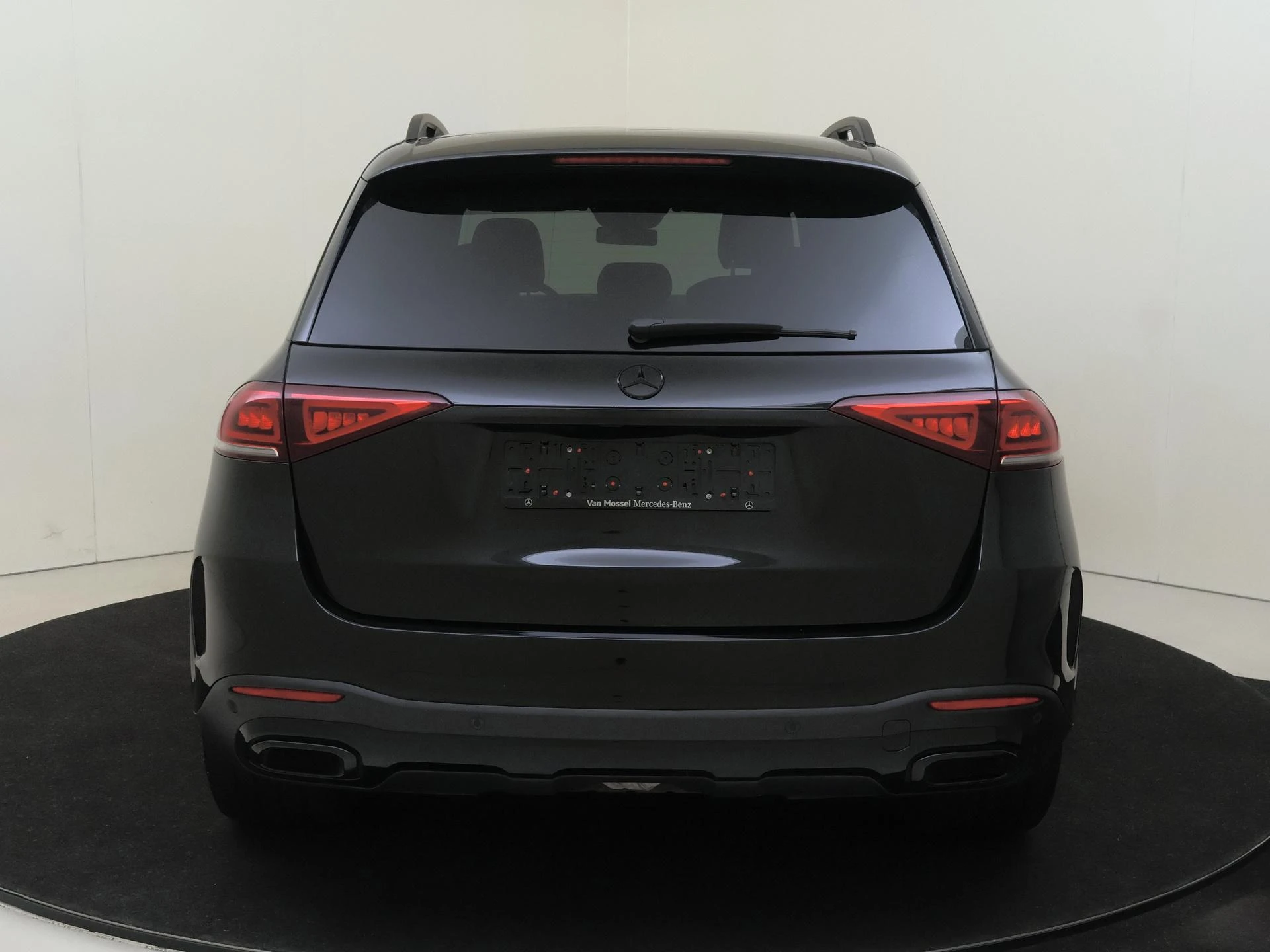 Mercedes-Benz-GLE-image-6