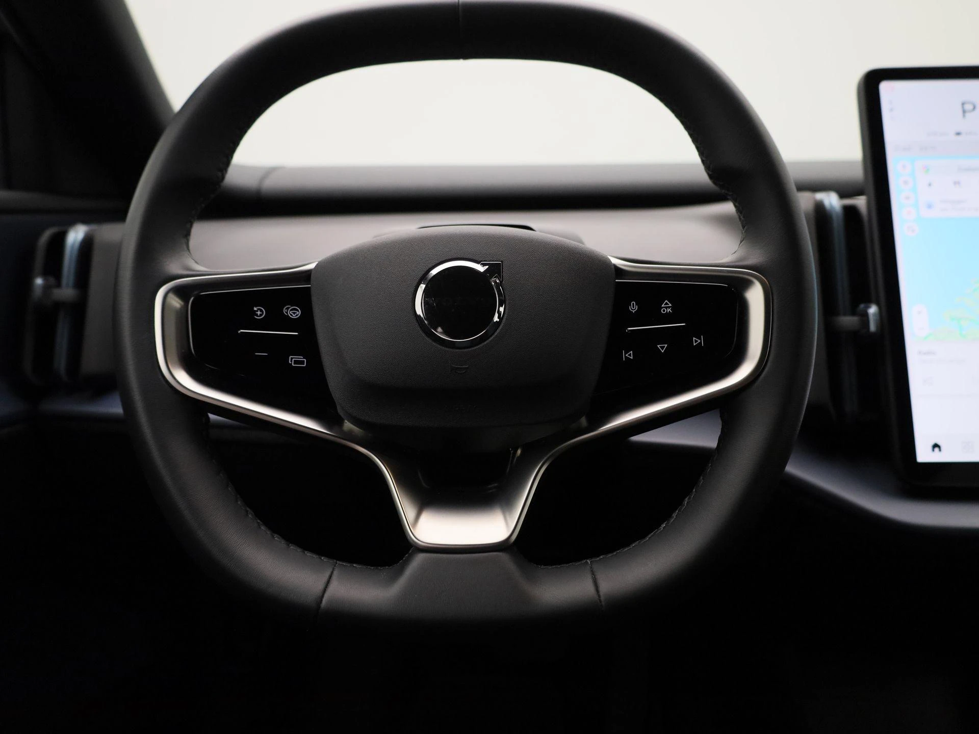 Volvo-EX30-image-6