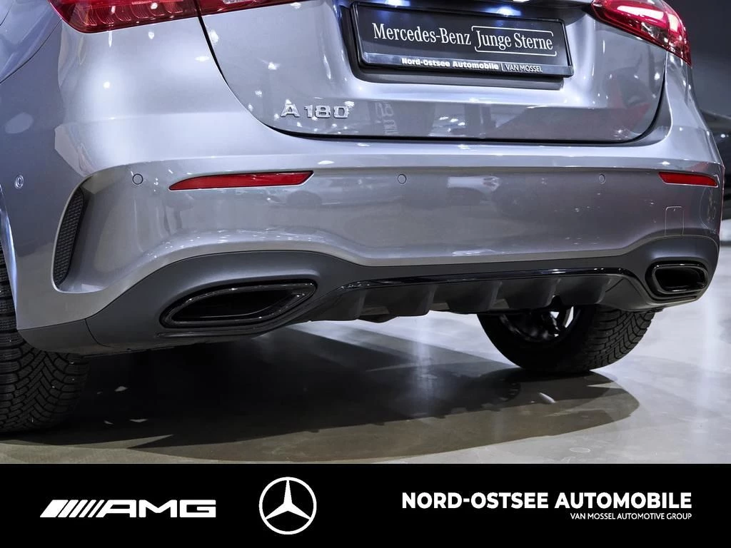 Mercedes-Benz A-Klasse 180 SPECIAL EDITION AMG ADVANCED+ KAM PANO SHZ AMG Line