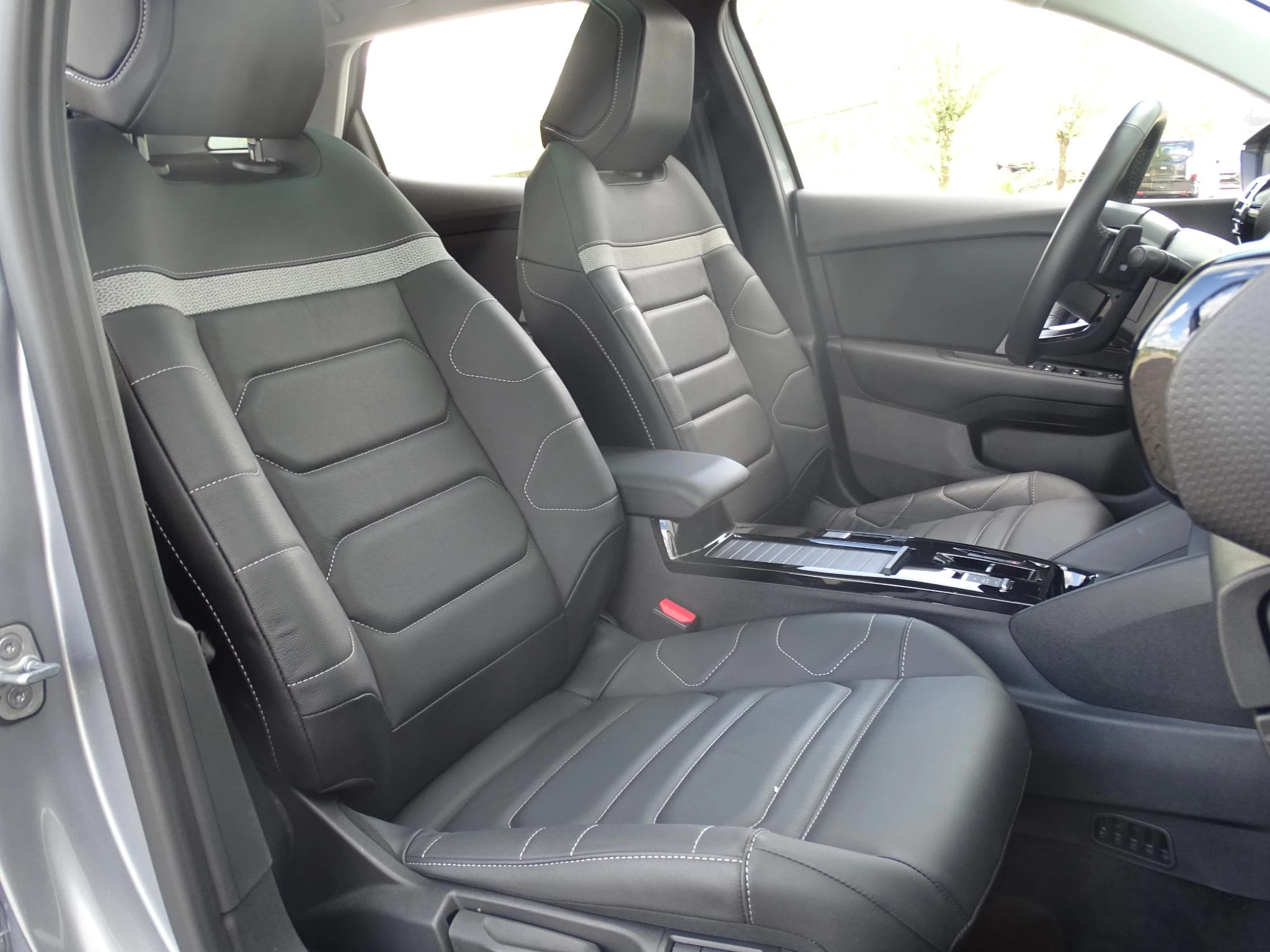 Citroën C4 1.2 Hybride 136 ë-DCS6 MAX