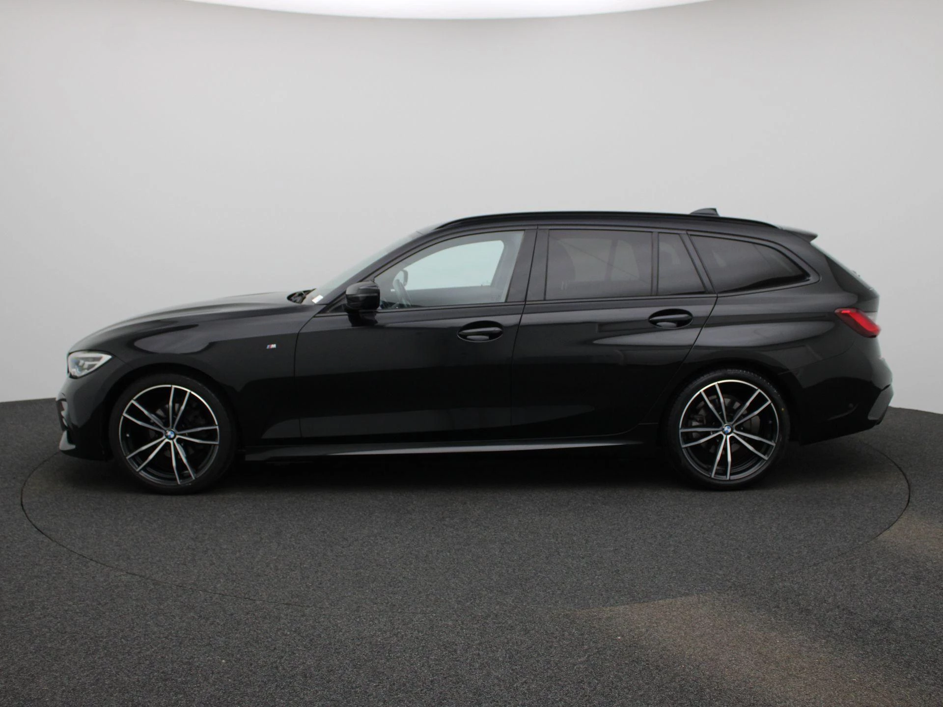 BMW-3 Serie-image-3