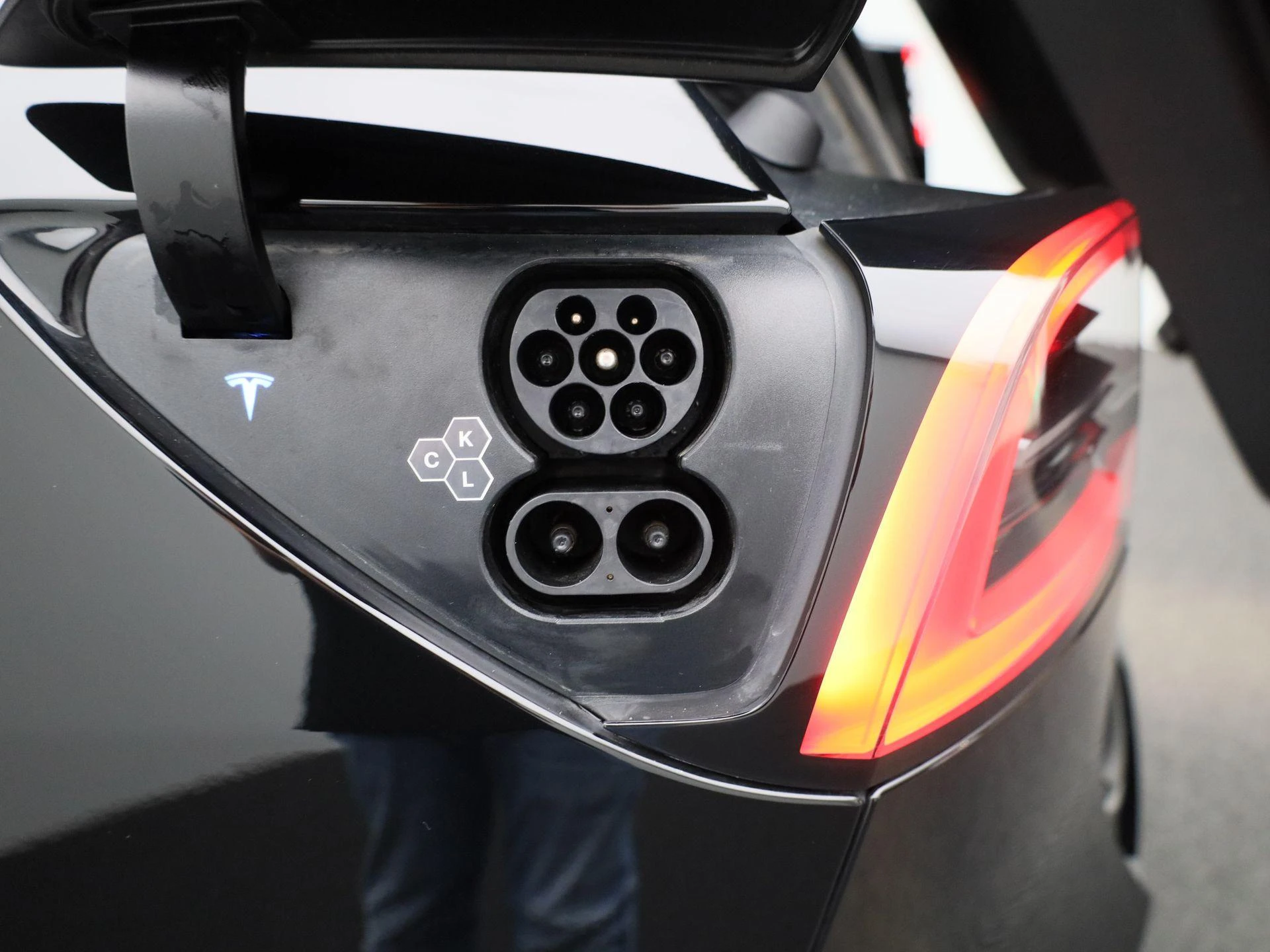 Tesla-Model Y-image-11