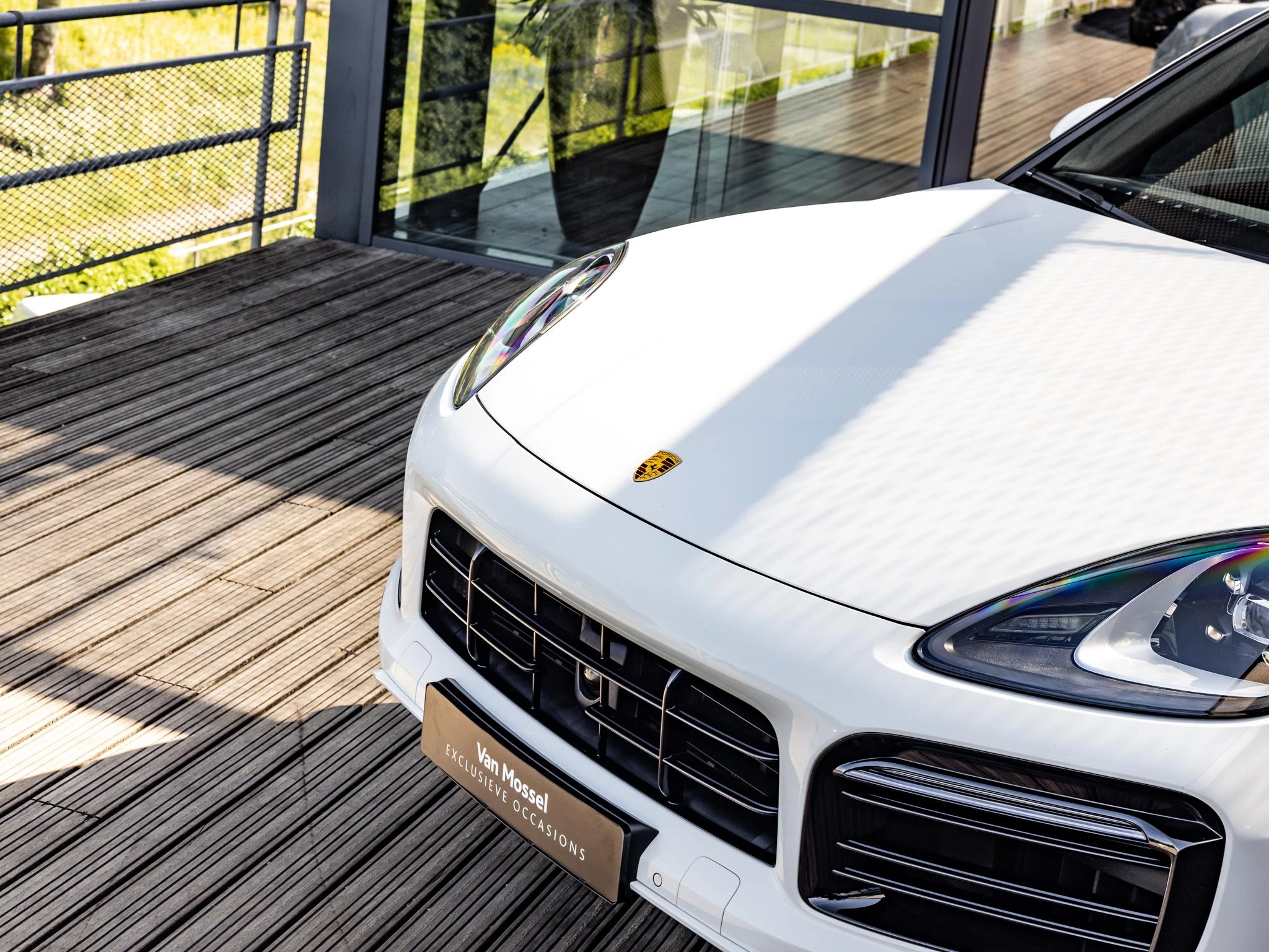 Porsche-Cayenne-image-44