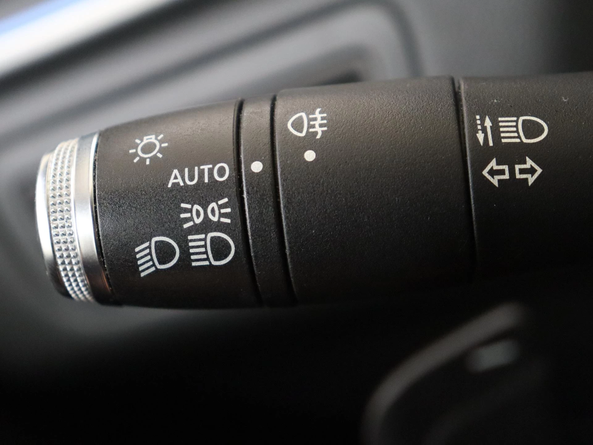 Renault-Captur-image-21