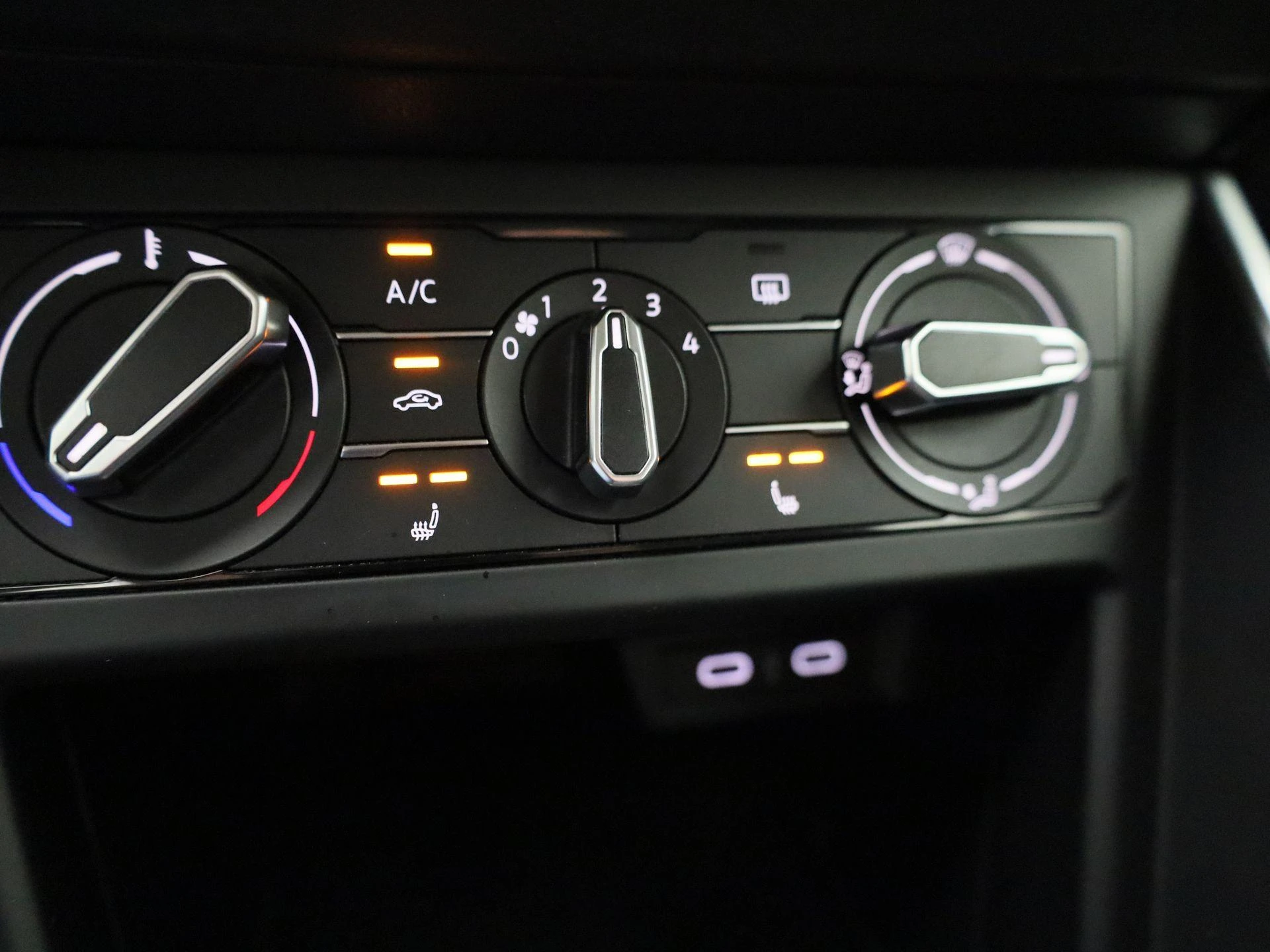 Volkswagen-Polo-image-20