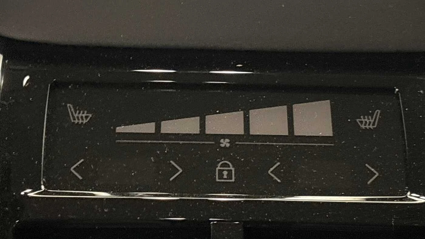 Volvo-XC60-image-16