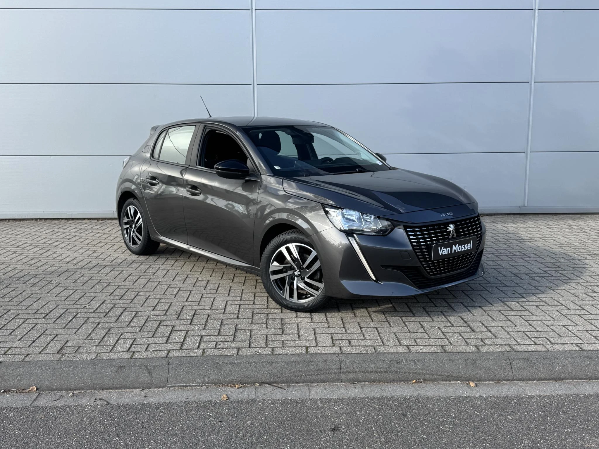Peugeot-208-image-7