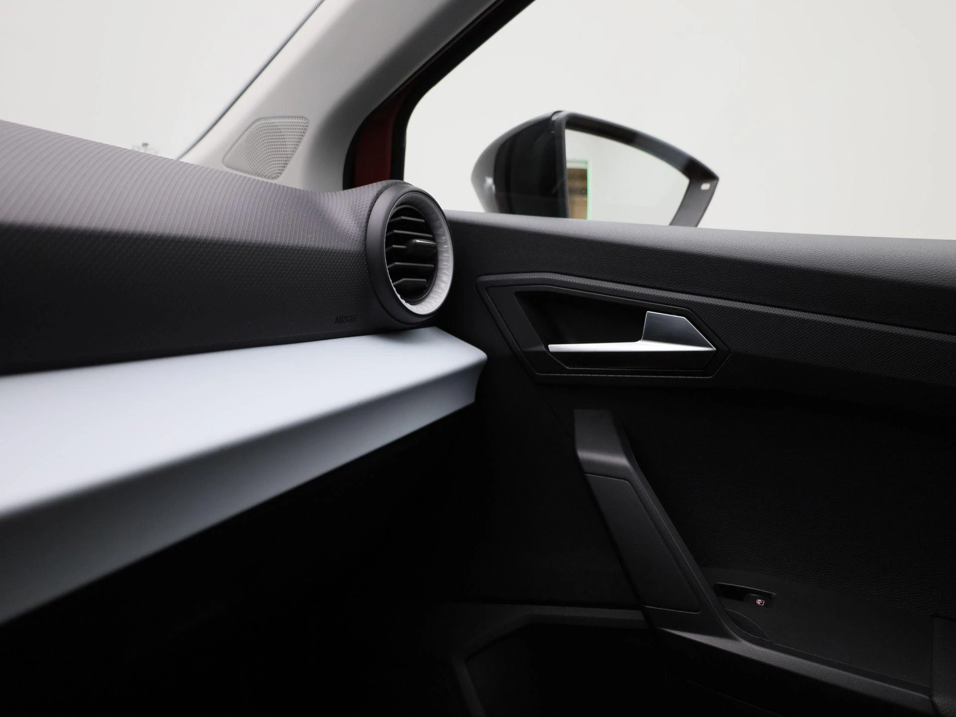 SEAT-Ibiza-image-24