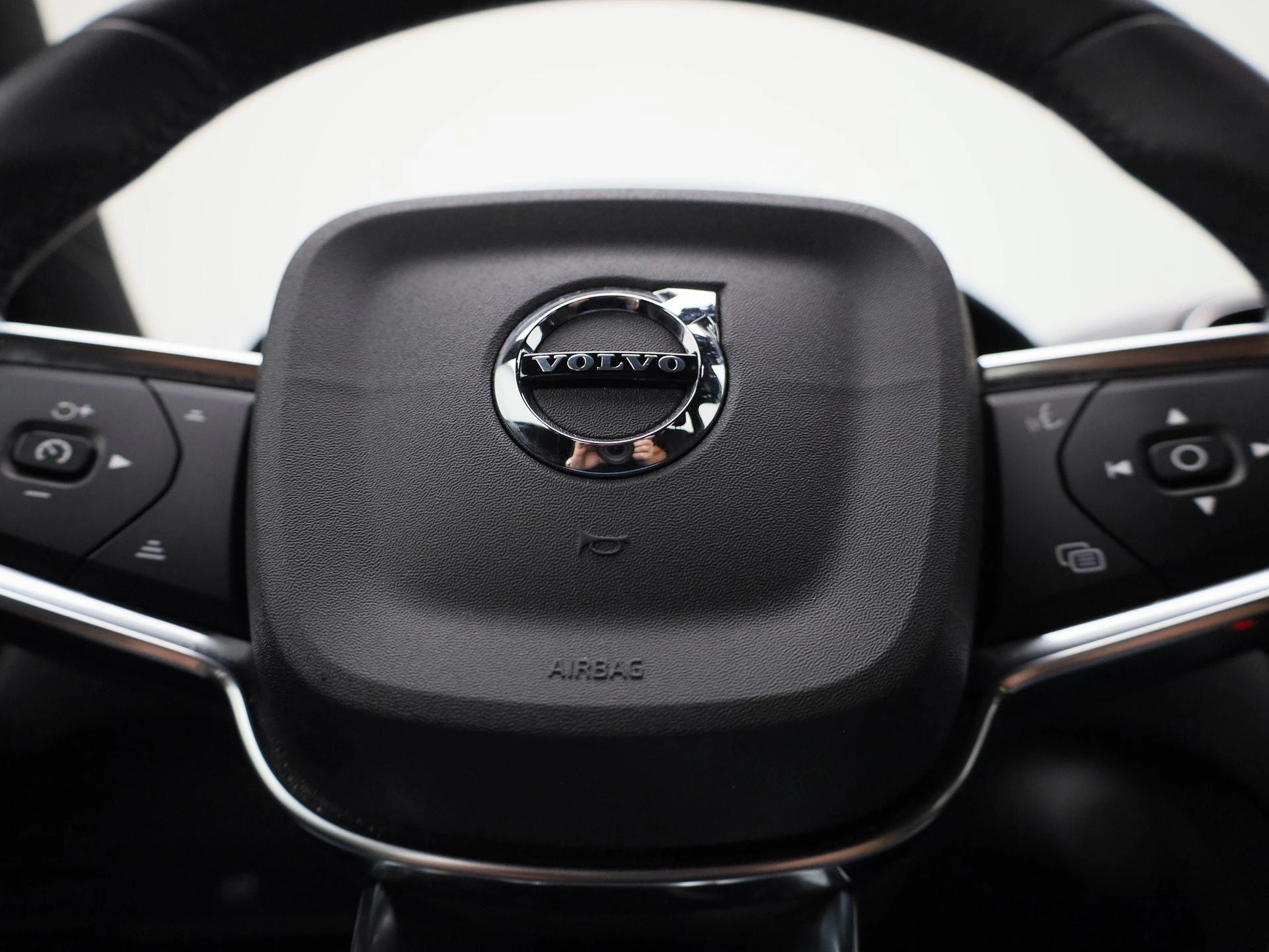 Volvo-XC40-image-28