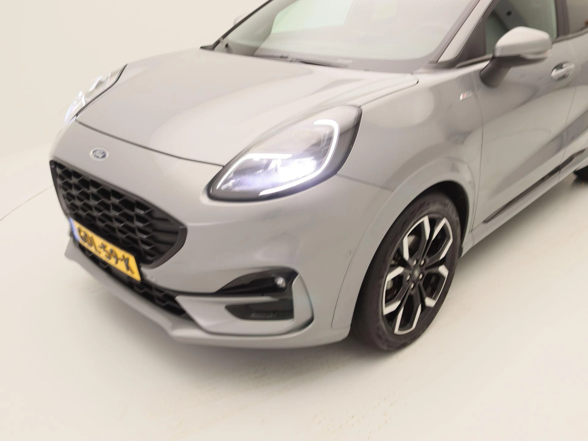 Ford Puma 1.0 EcoBoost Hybrid ST-Line X
