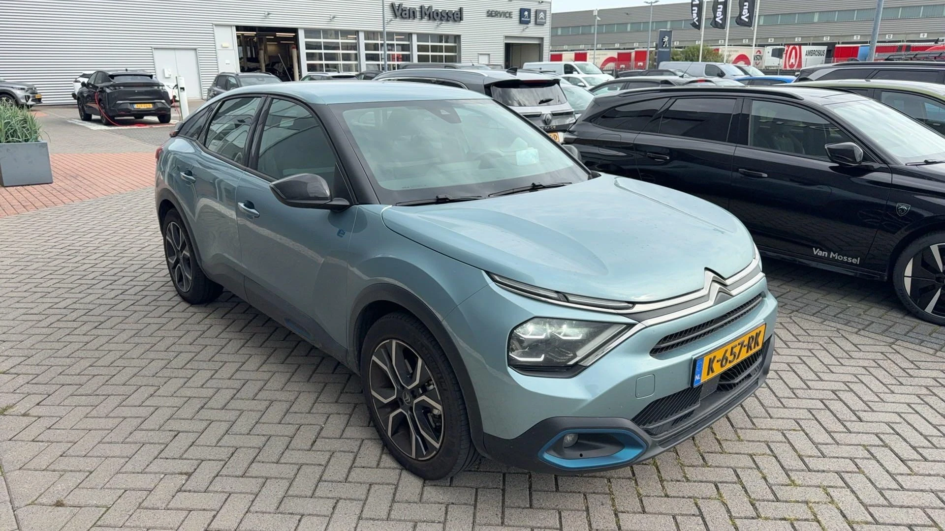 Citroën-ë-C4-image-4
