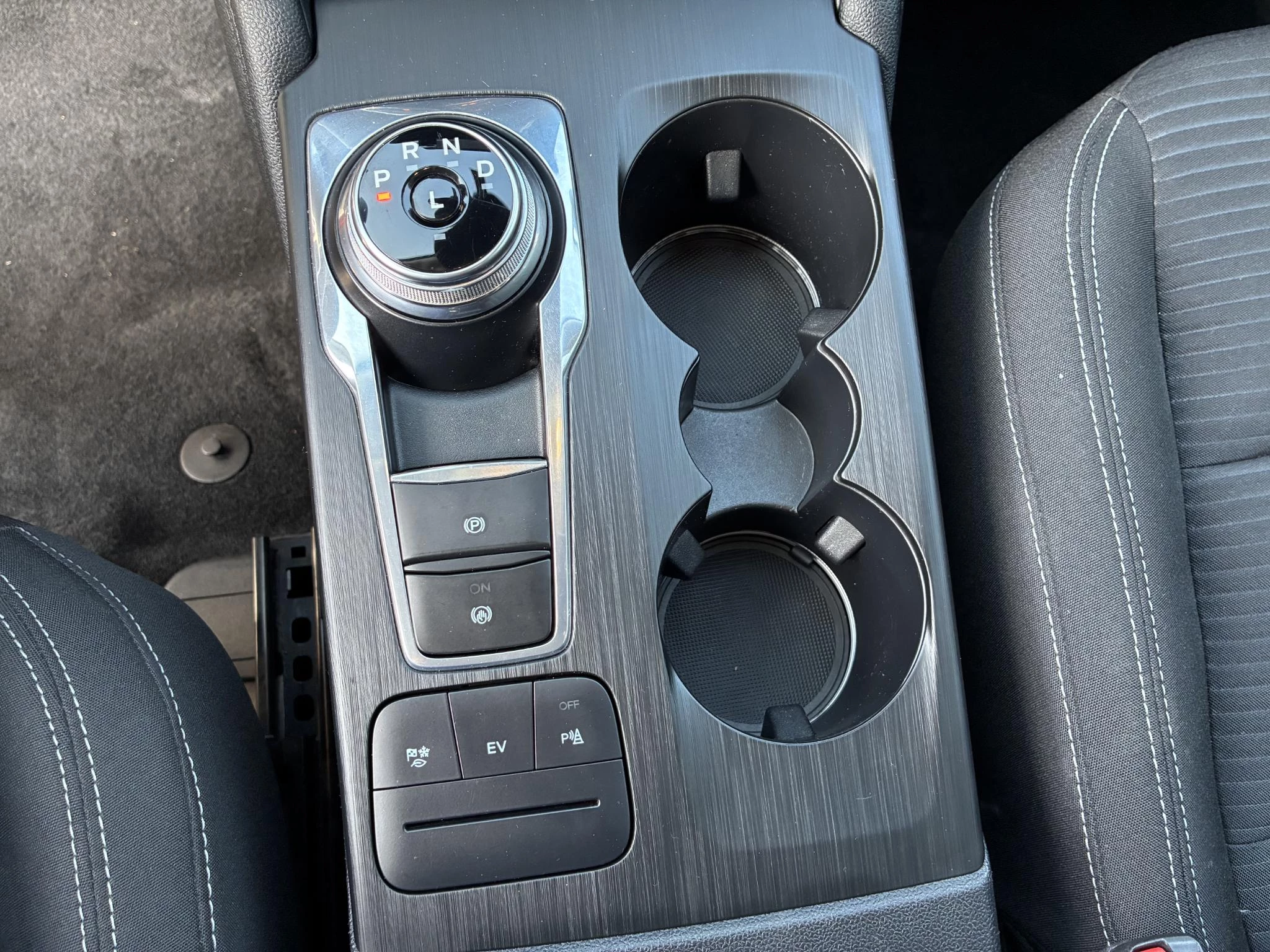 Ford Kuga 2.5 PHEV Titanium