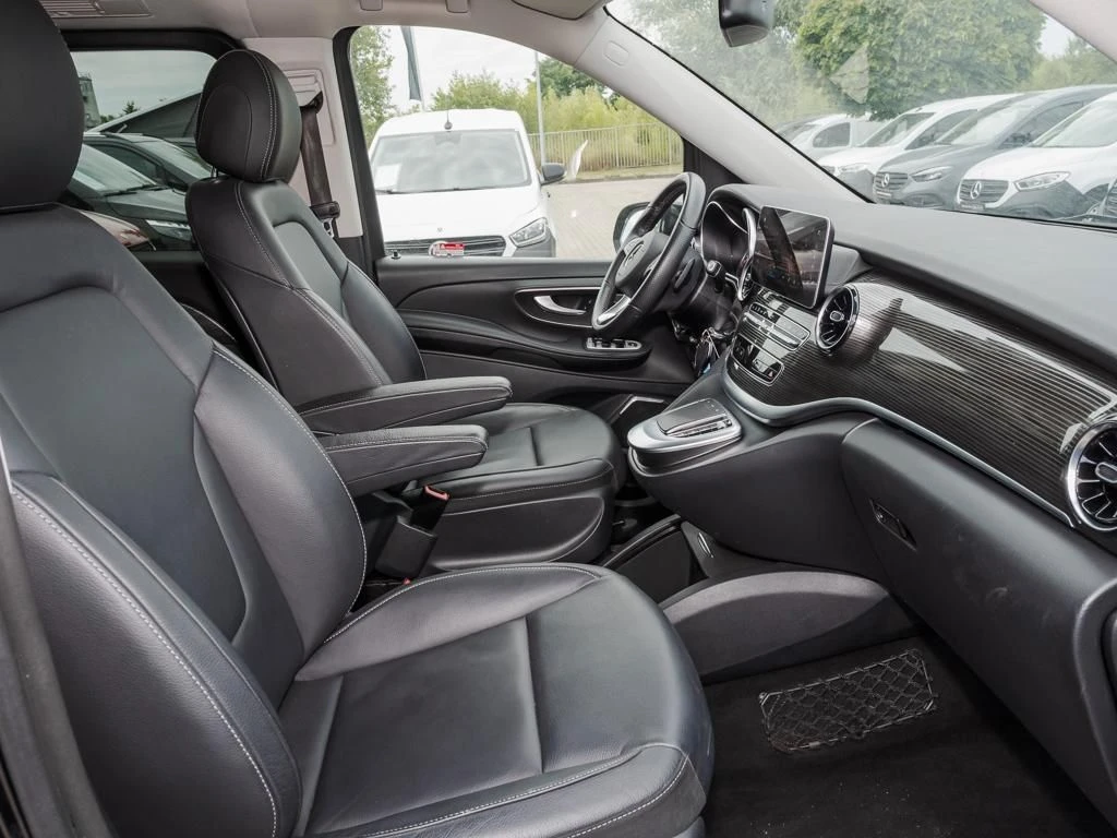 Mercedes-Benz-V-Klasse 300-image-10