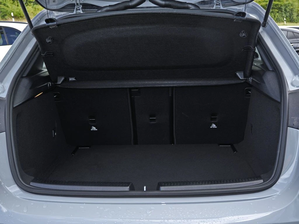 Mercedes-Benz-A-Klasse 200 d-image-15