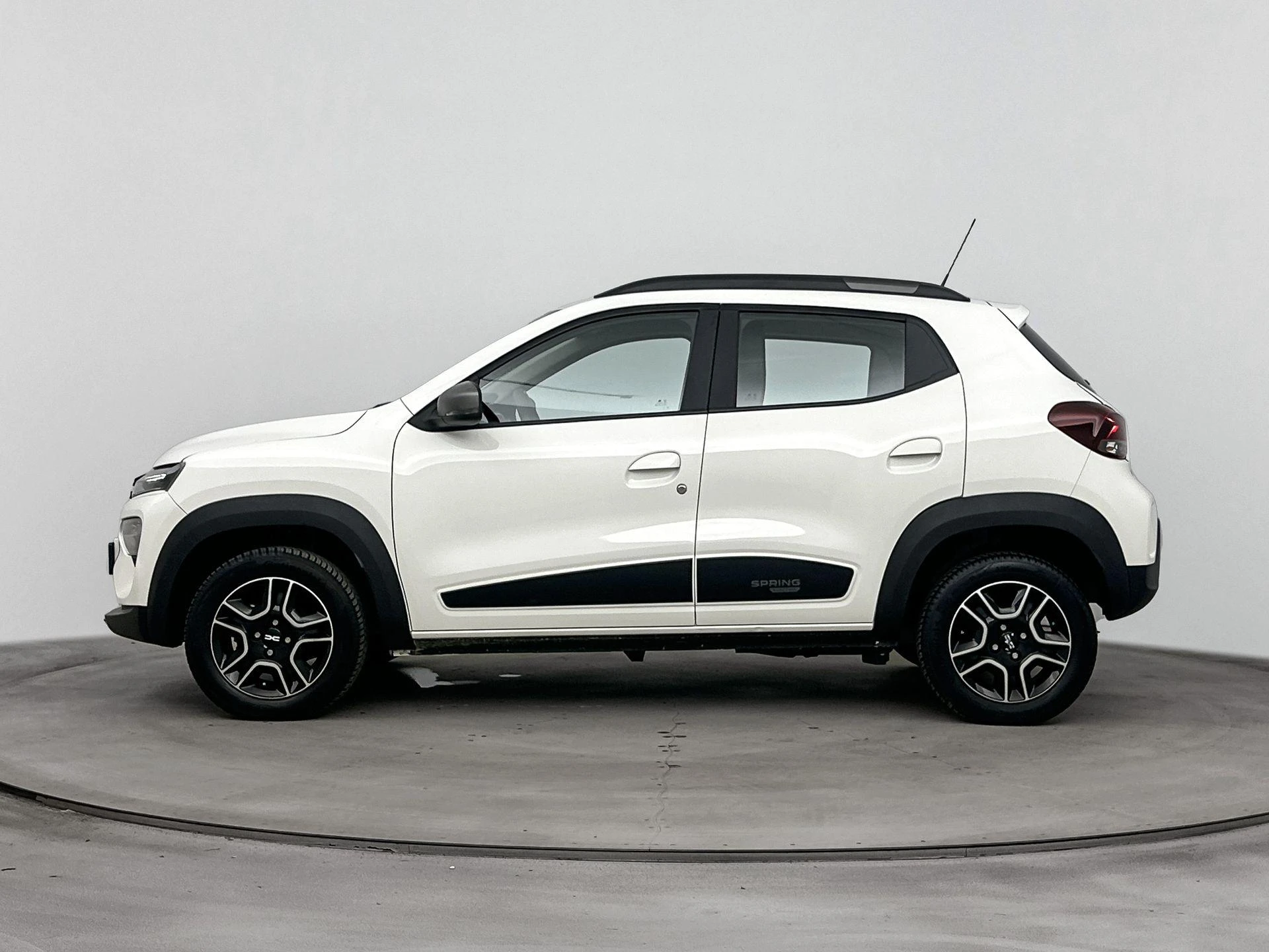 Dacia-Spring-image-1