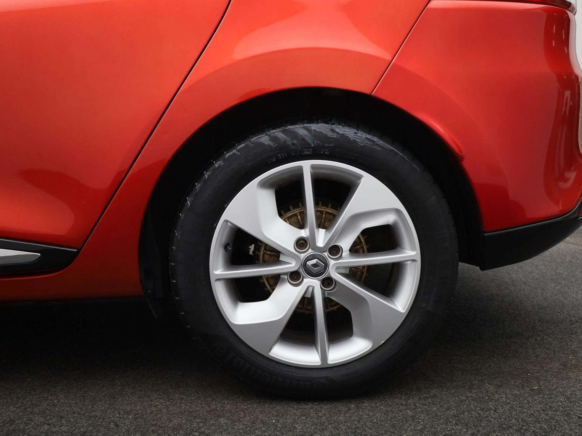Renault-Clio-image-12