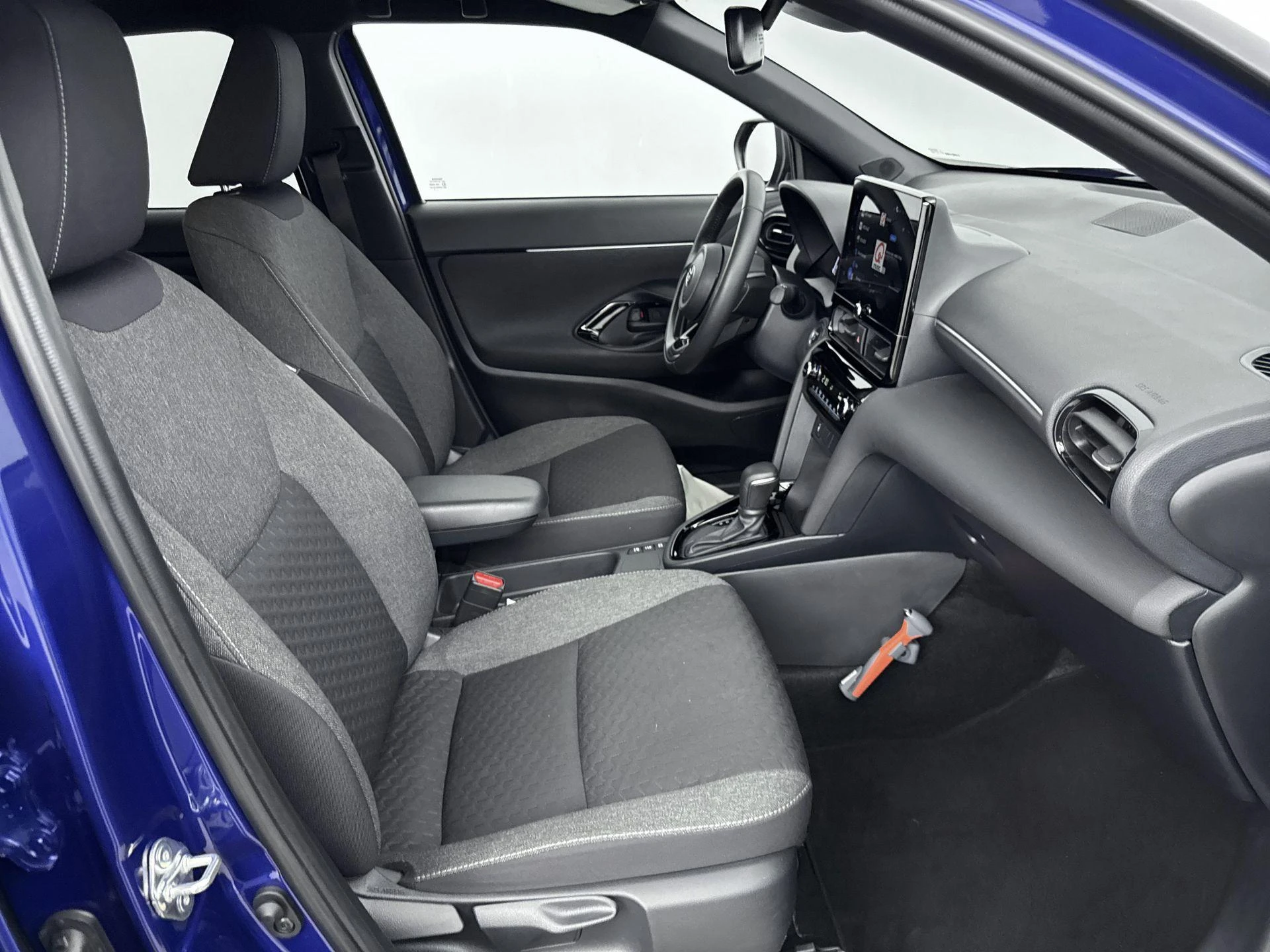 Toyota-Yaris Cross-image-26