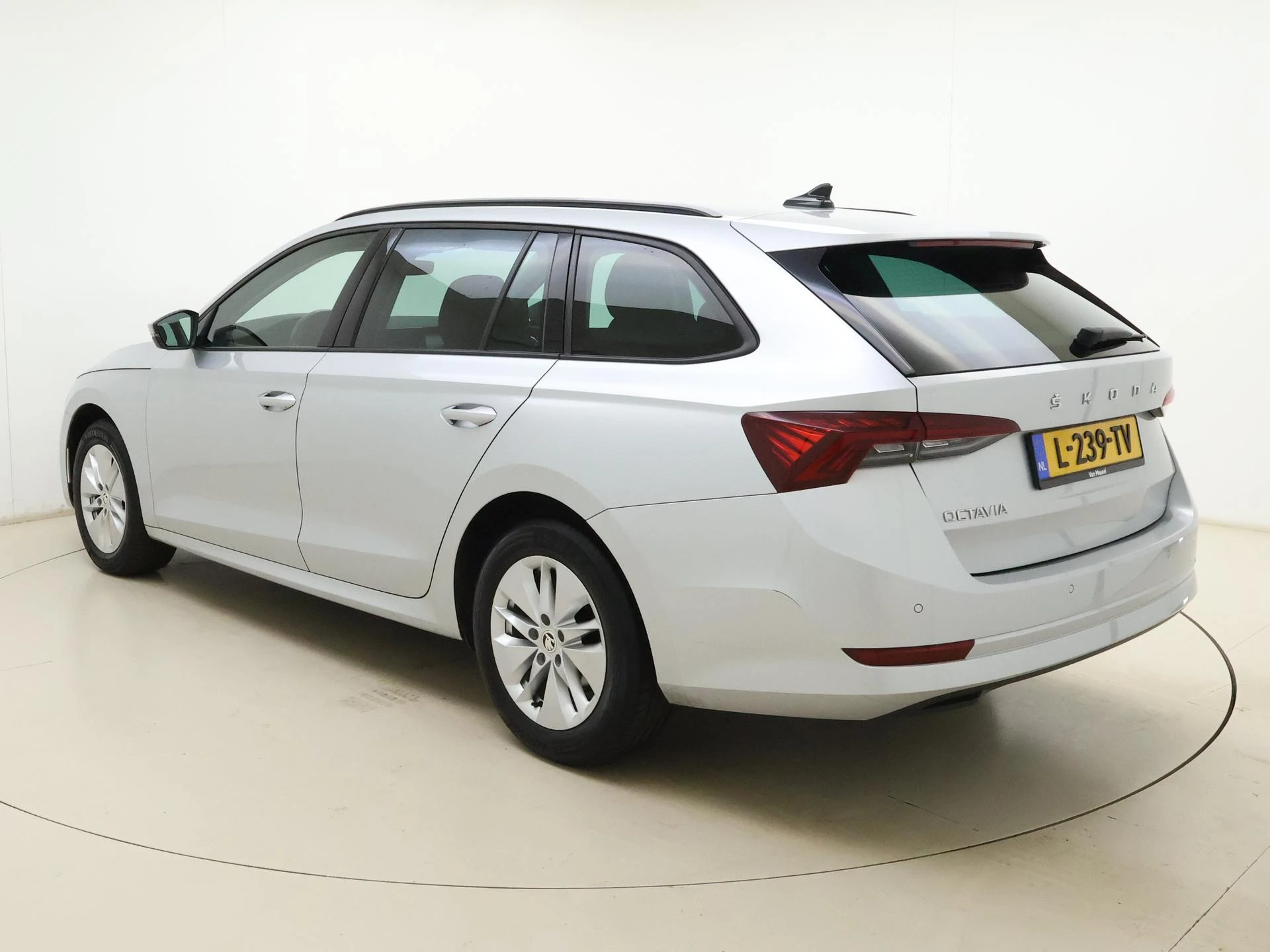 Škoda-Octavia-image-6