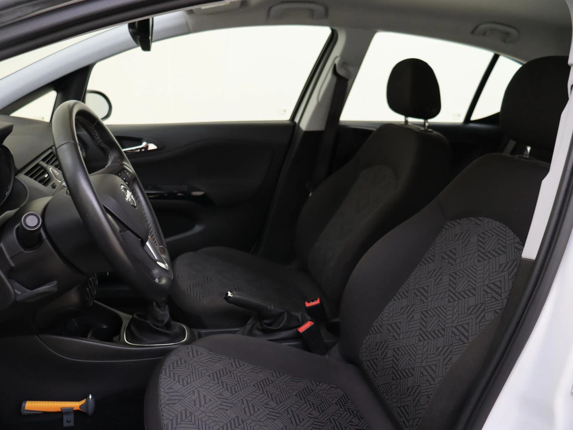 Opel-Corsa-image-14