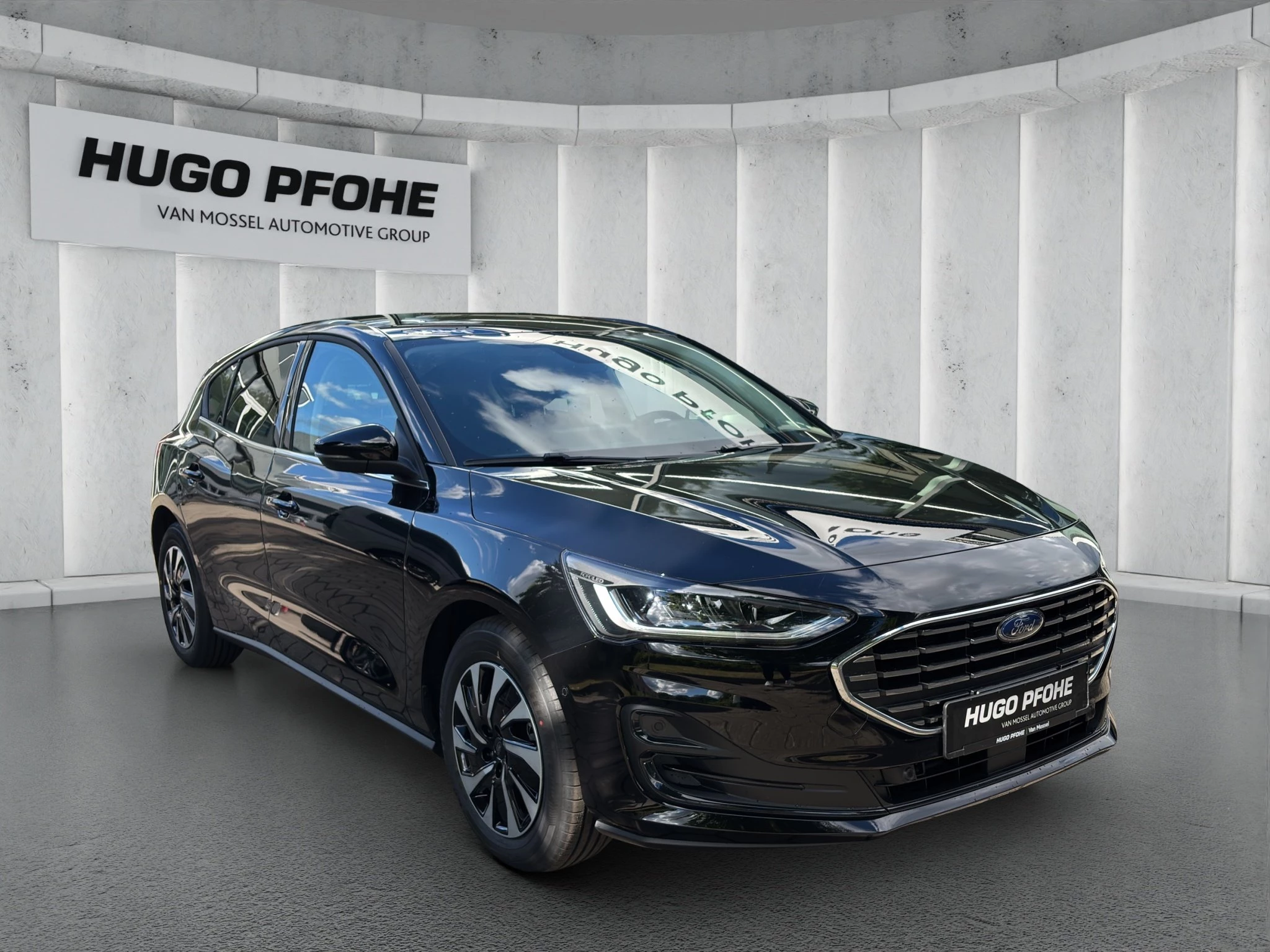 Ford Focus Titanium Edition Limousine Automatik & Panoramadach *HEZ Aktion Lieferung bis 30.06.2026*