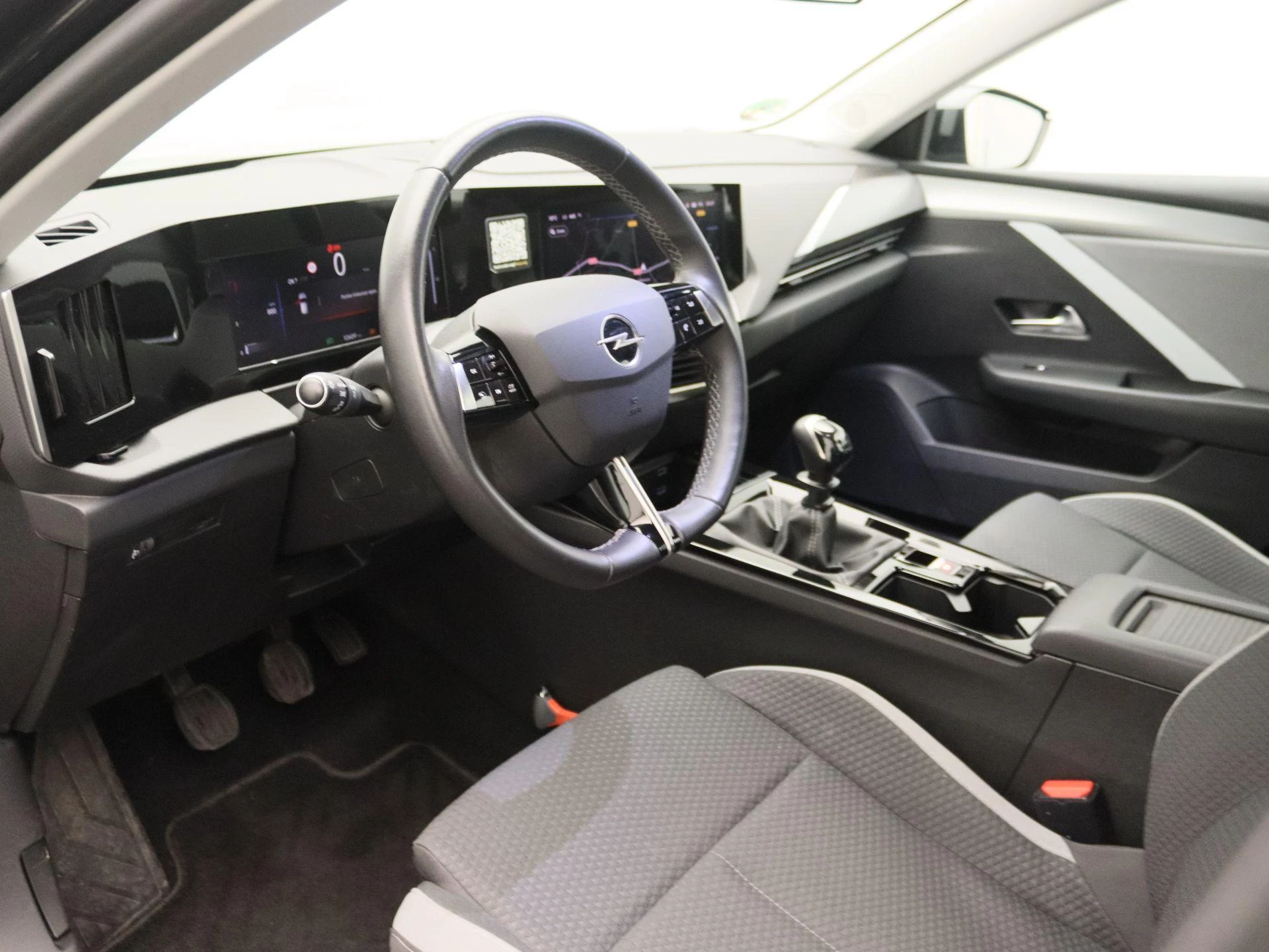 Opel-Astra-image-19