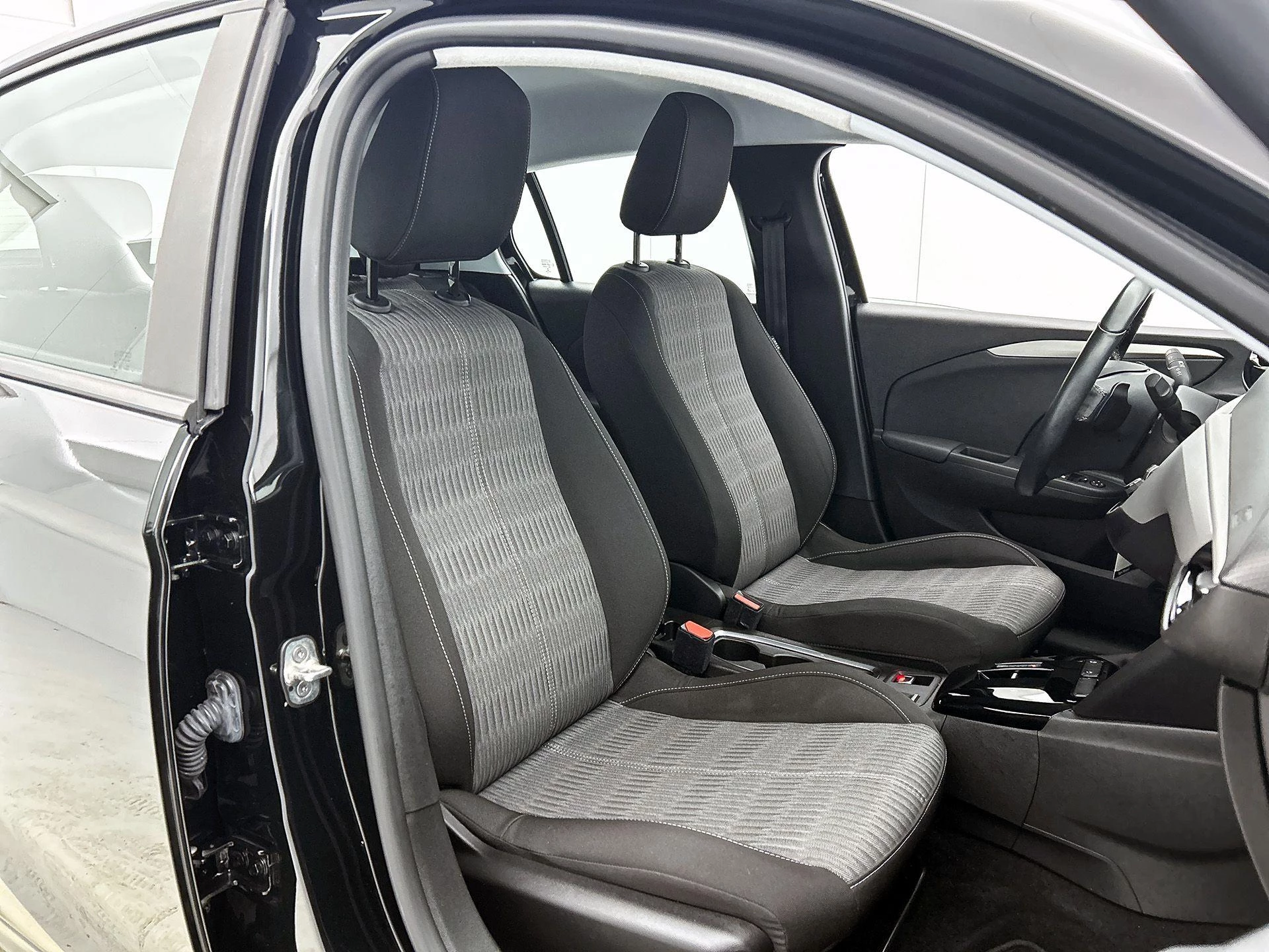 Opel-Corsa-image-31