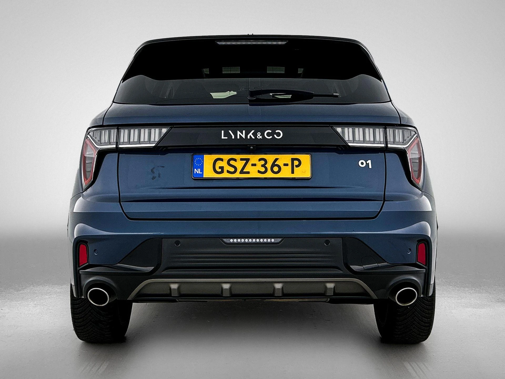 Lynk & Co-01-image-2