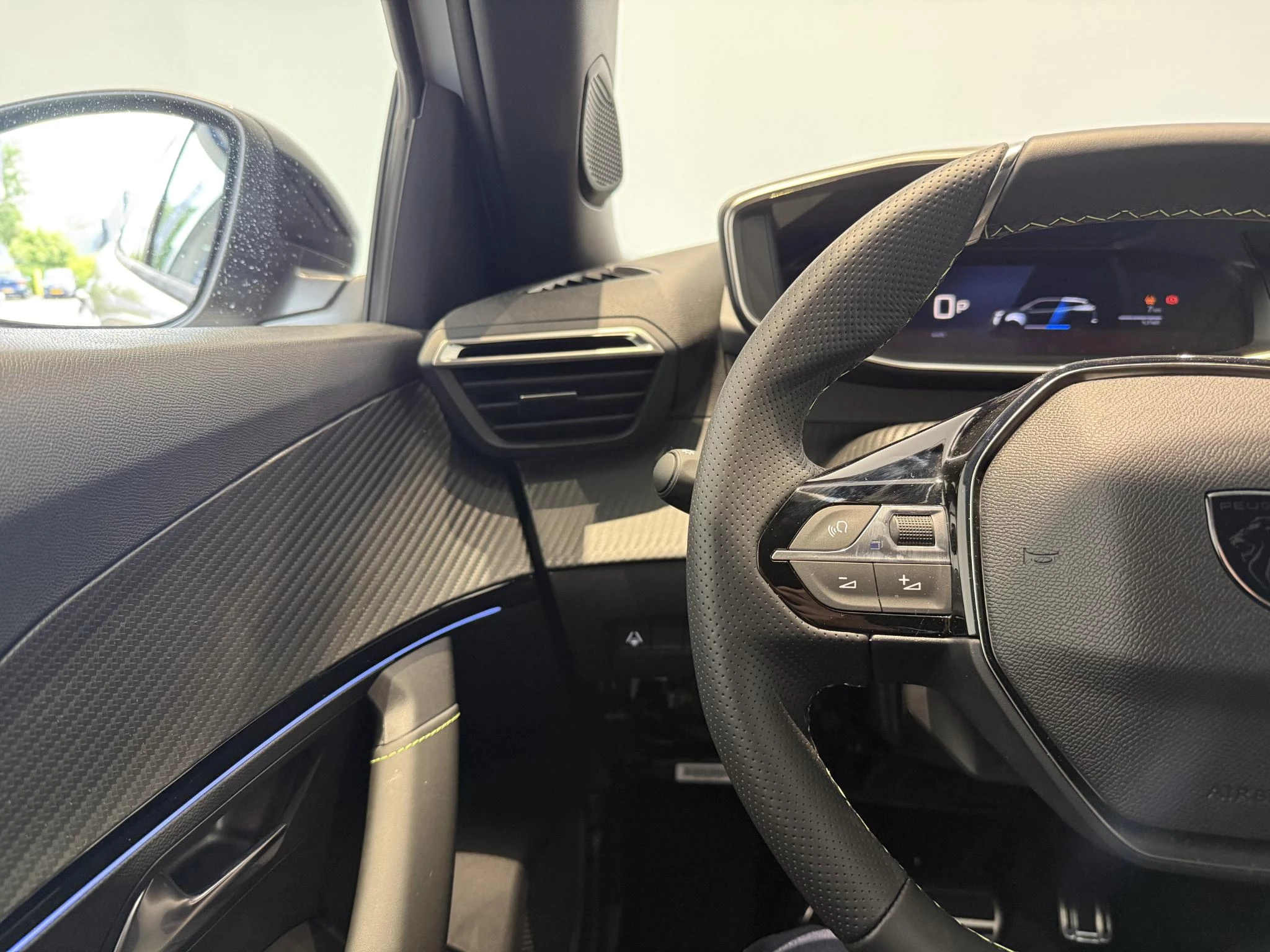 Peugeot-2008-image-15