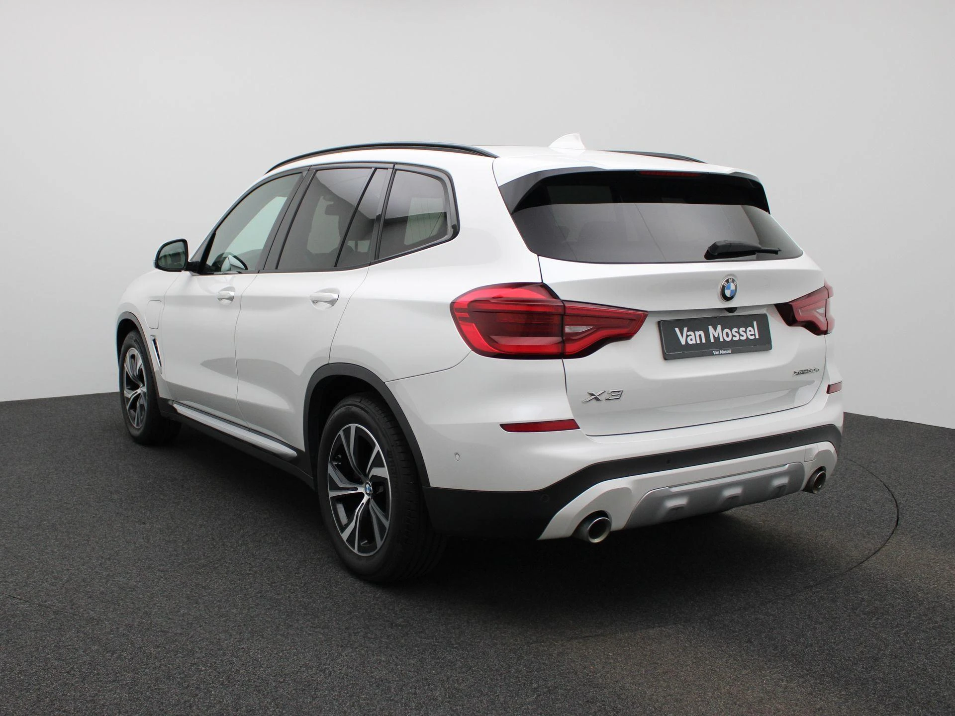 BMW-X3-image-1