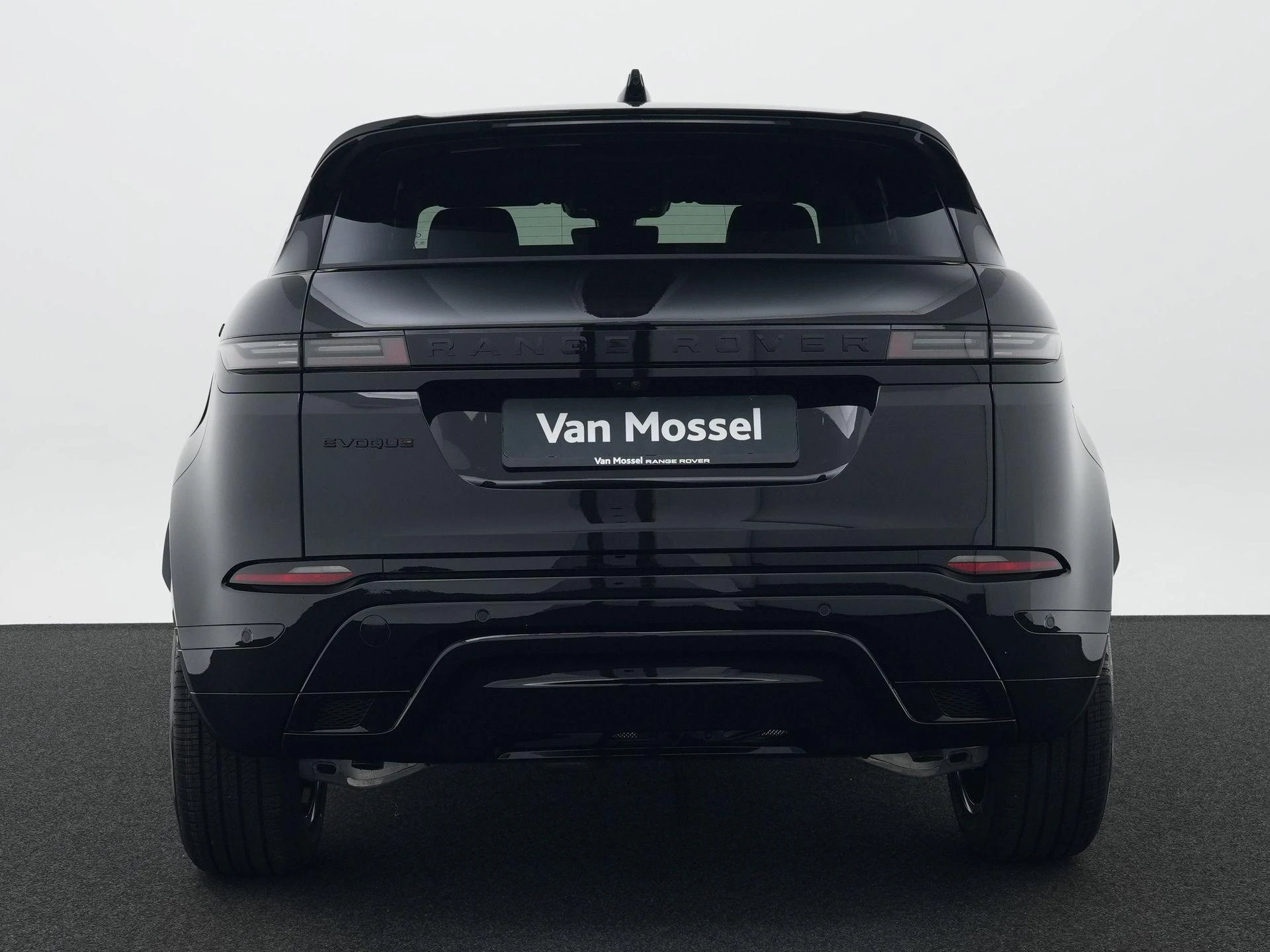 Land Rover-Range Rover Evoque-image-4