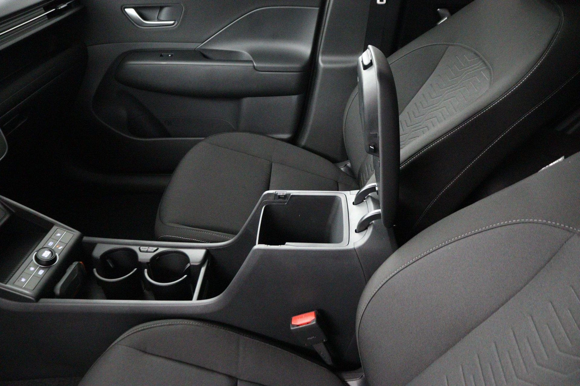 Hyundai-Kona-image-63