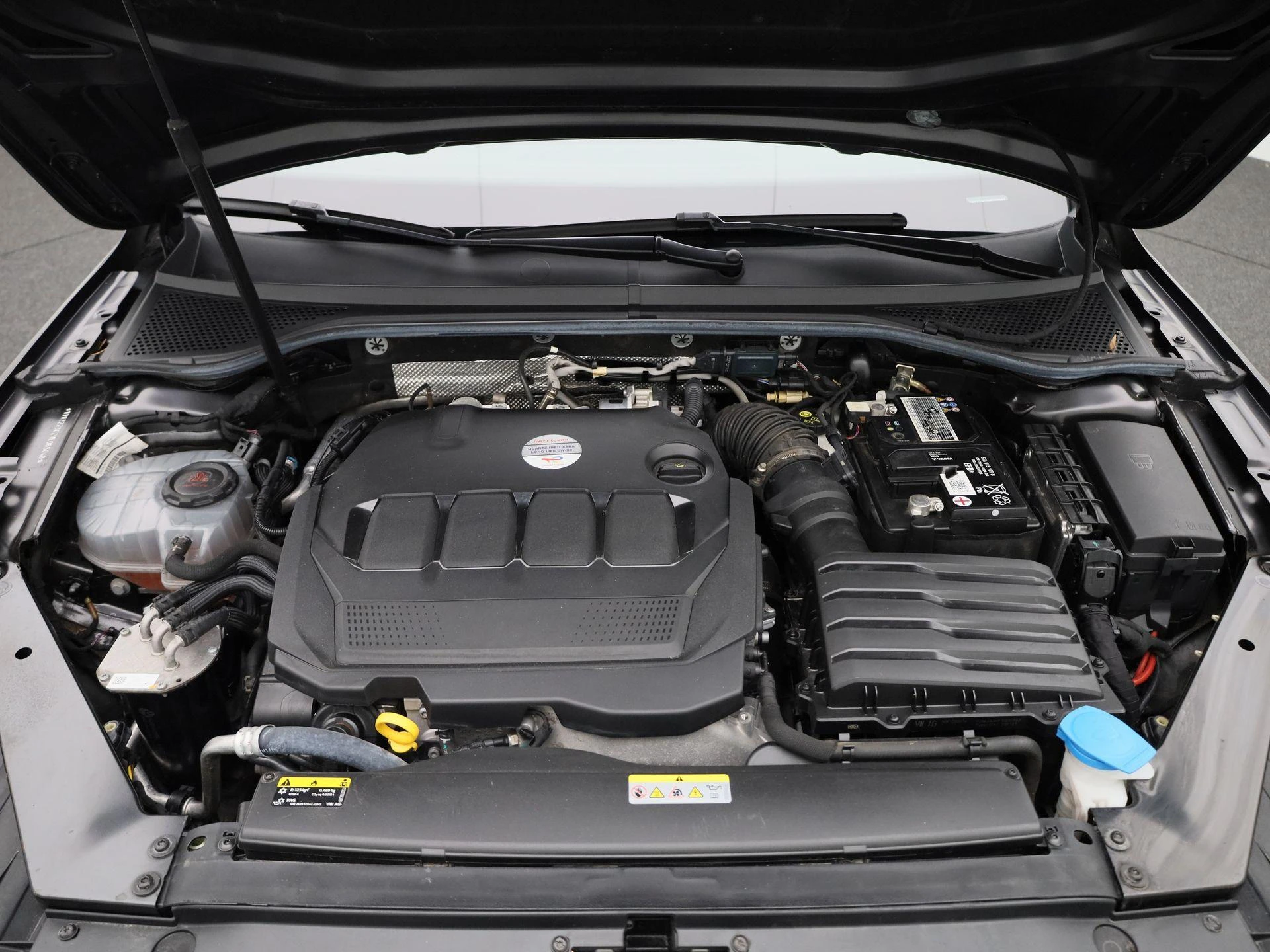 Volkswagen-Passat-image-36