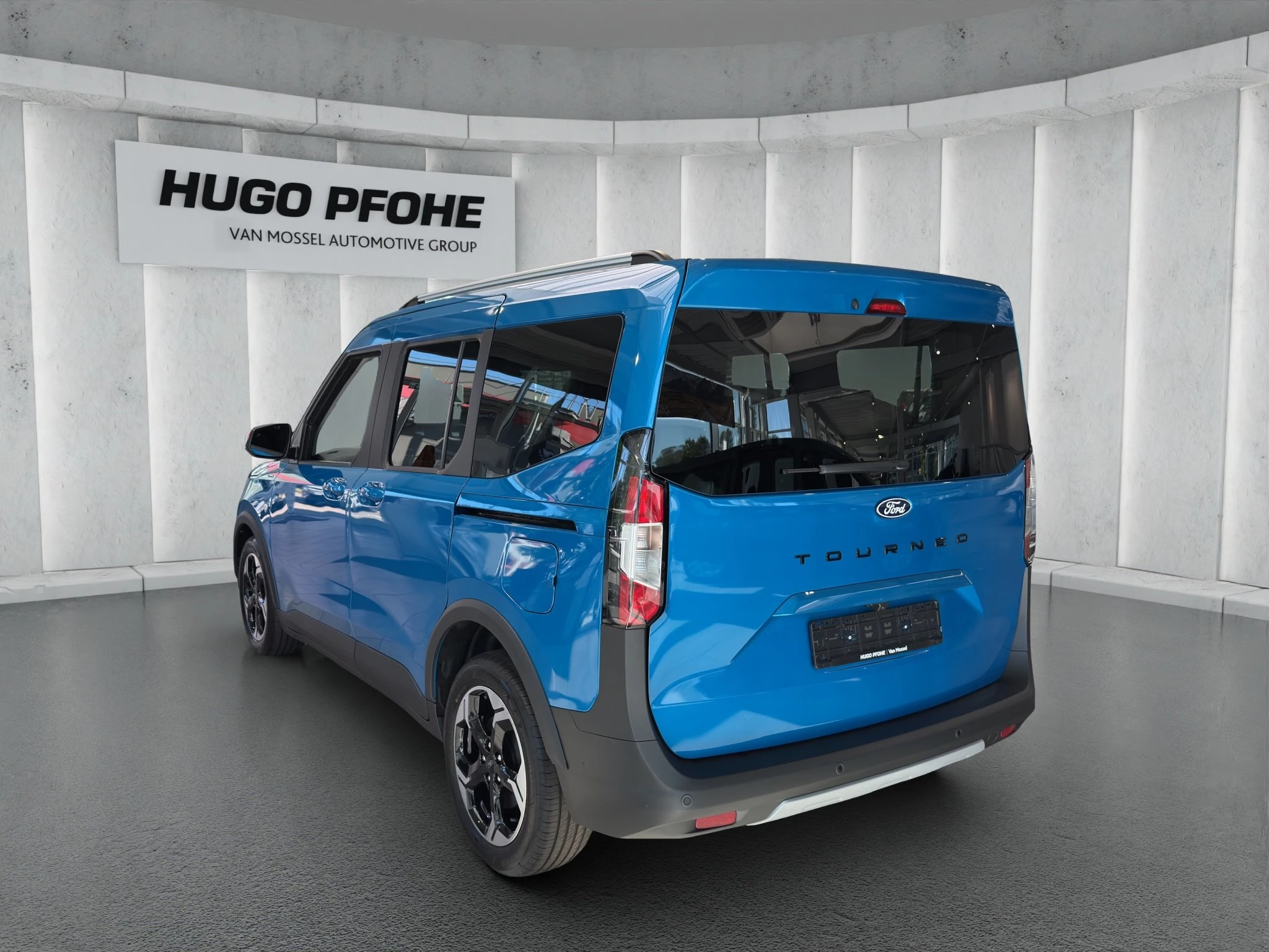 Ford Tourneo Courier Active 1.0 EcoBoost 92 kW Auto Kompaktvan. 5-türig