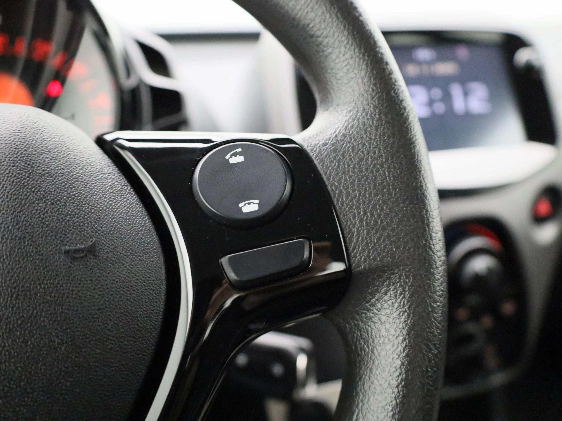 Peugeot-108-image-17