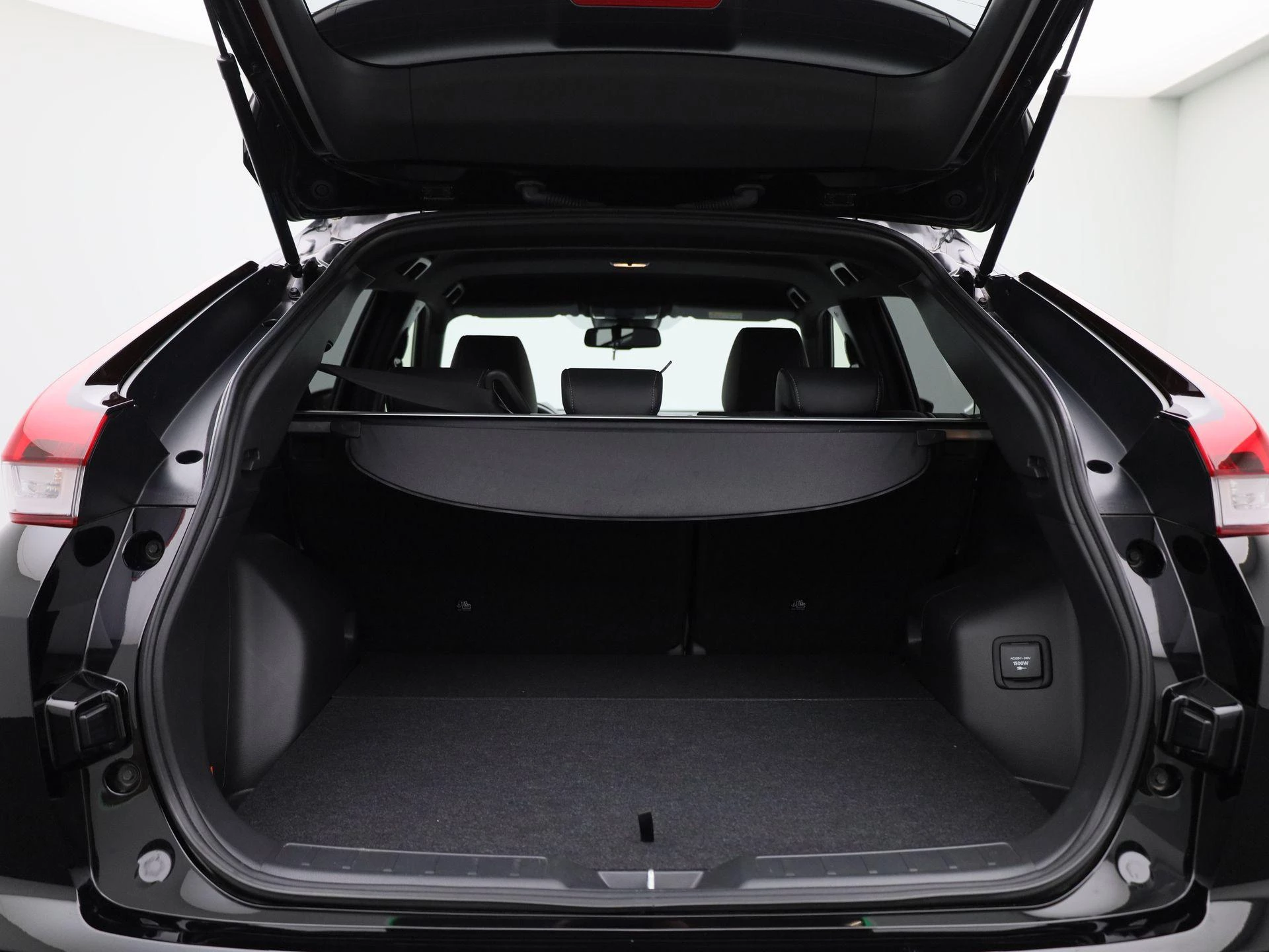 Mitsubishi-Eclipse Cross-image-13