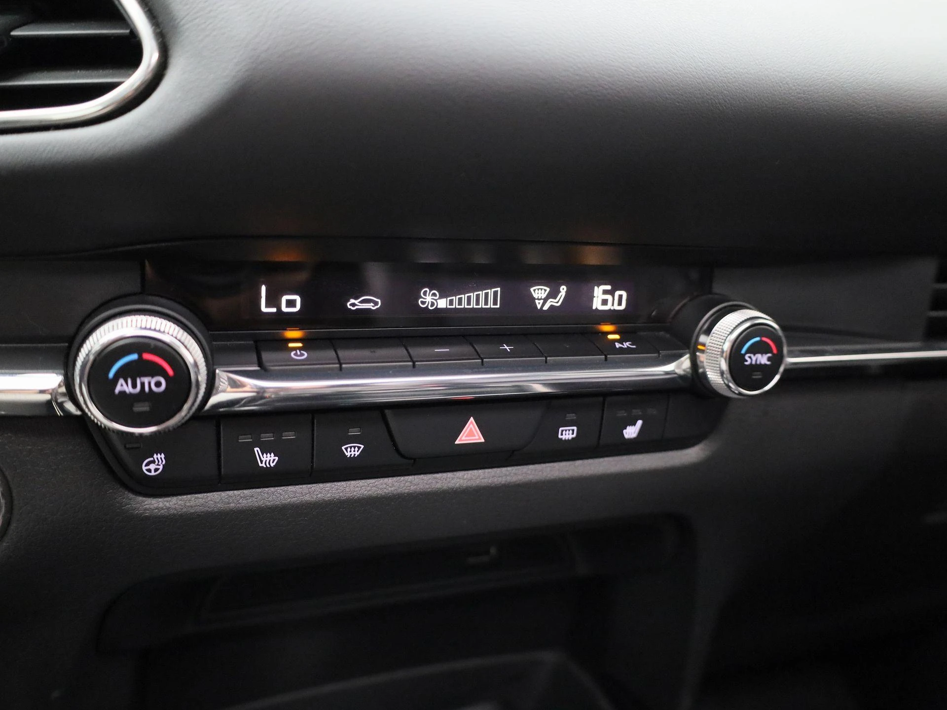 Mazda-CX-30-image-32