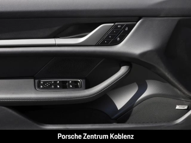 Porsche-Taycan-image-24