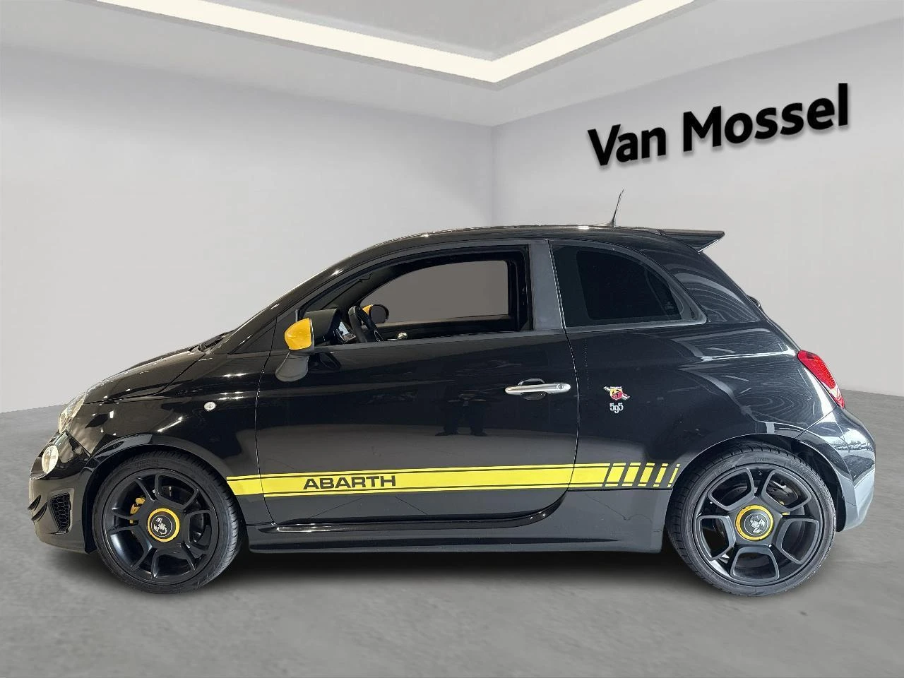 Abarth-500-image-4