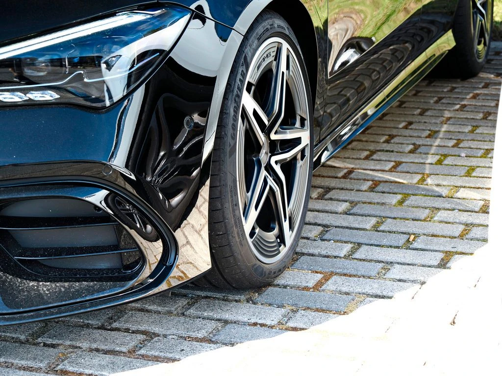 Mercedes-AMG-CLA 45 S AMG-image-6