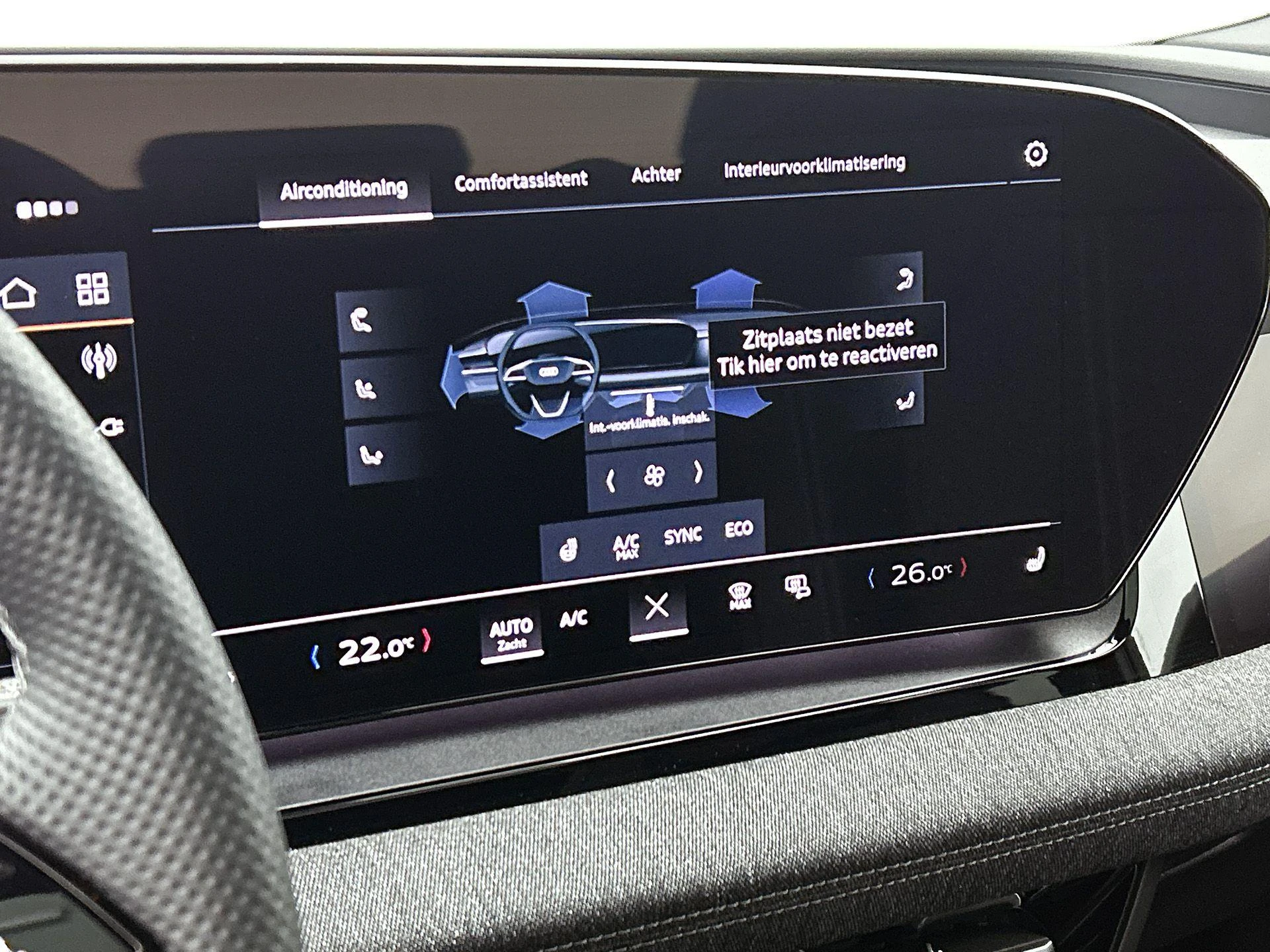 Audi-Q6 e-tron-image-25