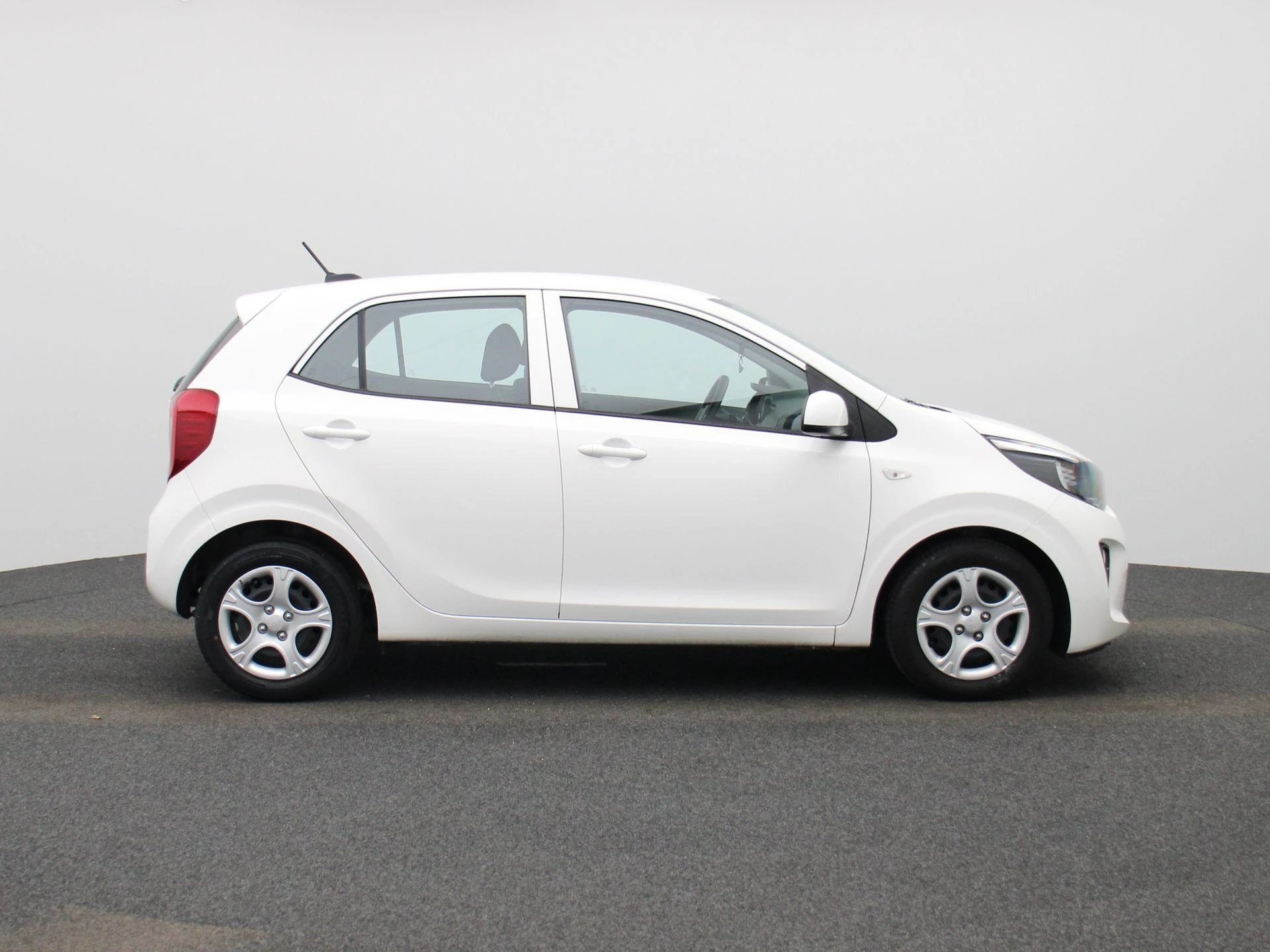 Kia-Picanto-image-7